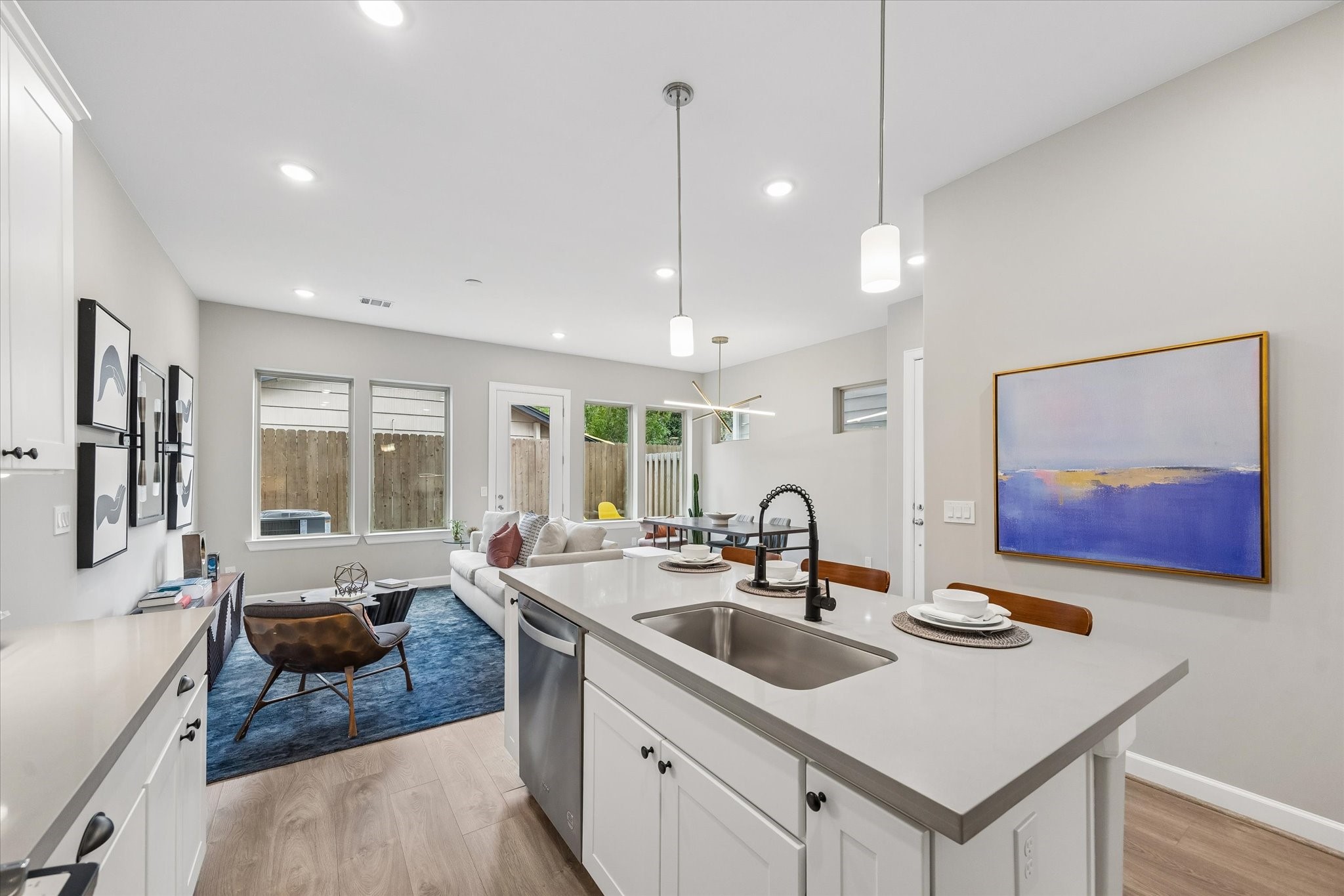 5218 Amber Sunrise Drive Property Photo 3