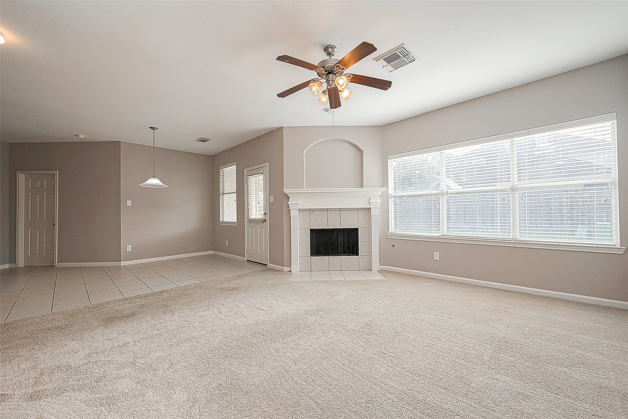 5203 Heatherdawn Court Property Photo 7