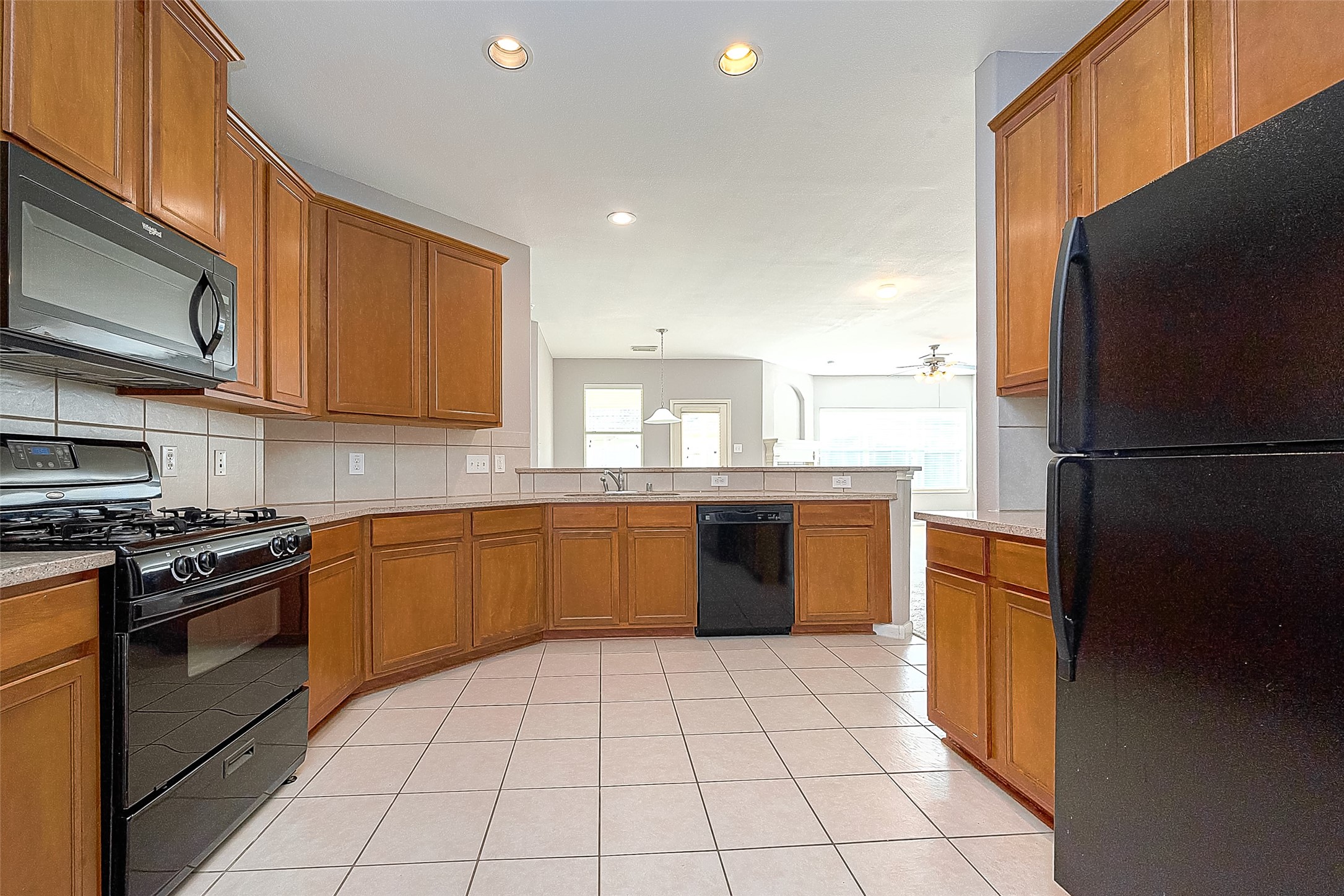 5203 Heatherdawn Court Property Photo 8