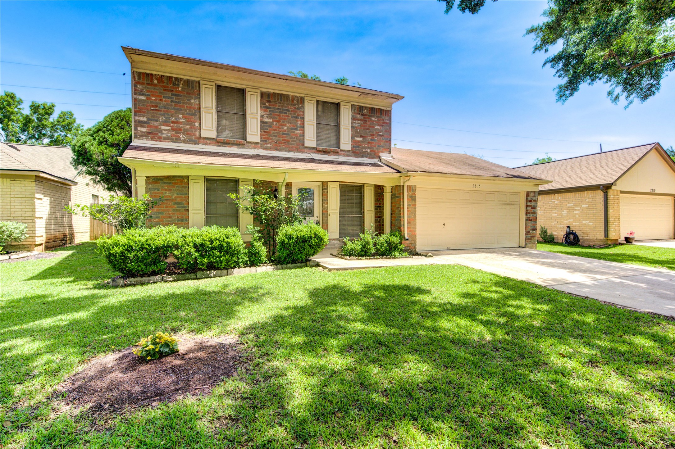 2815 Lakefield Way Property Photo 4