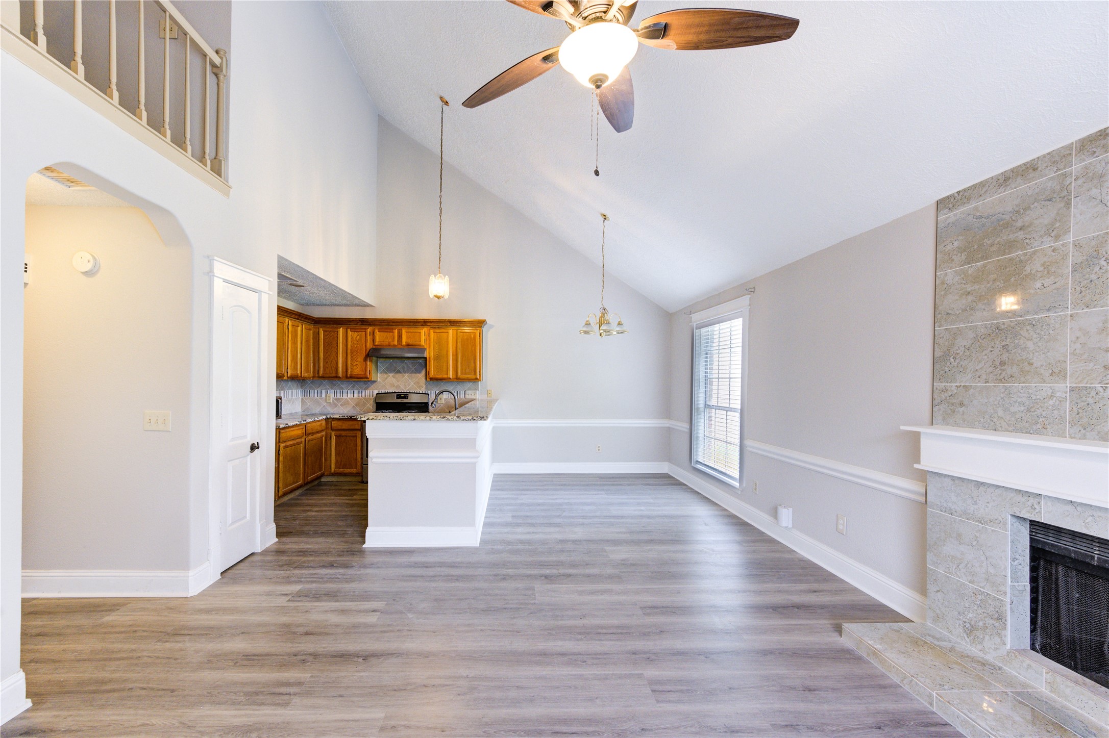 2815 Lakefield Way Property Photo 16