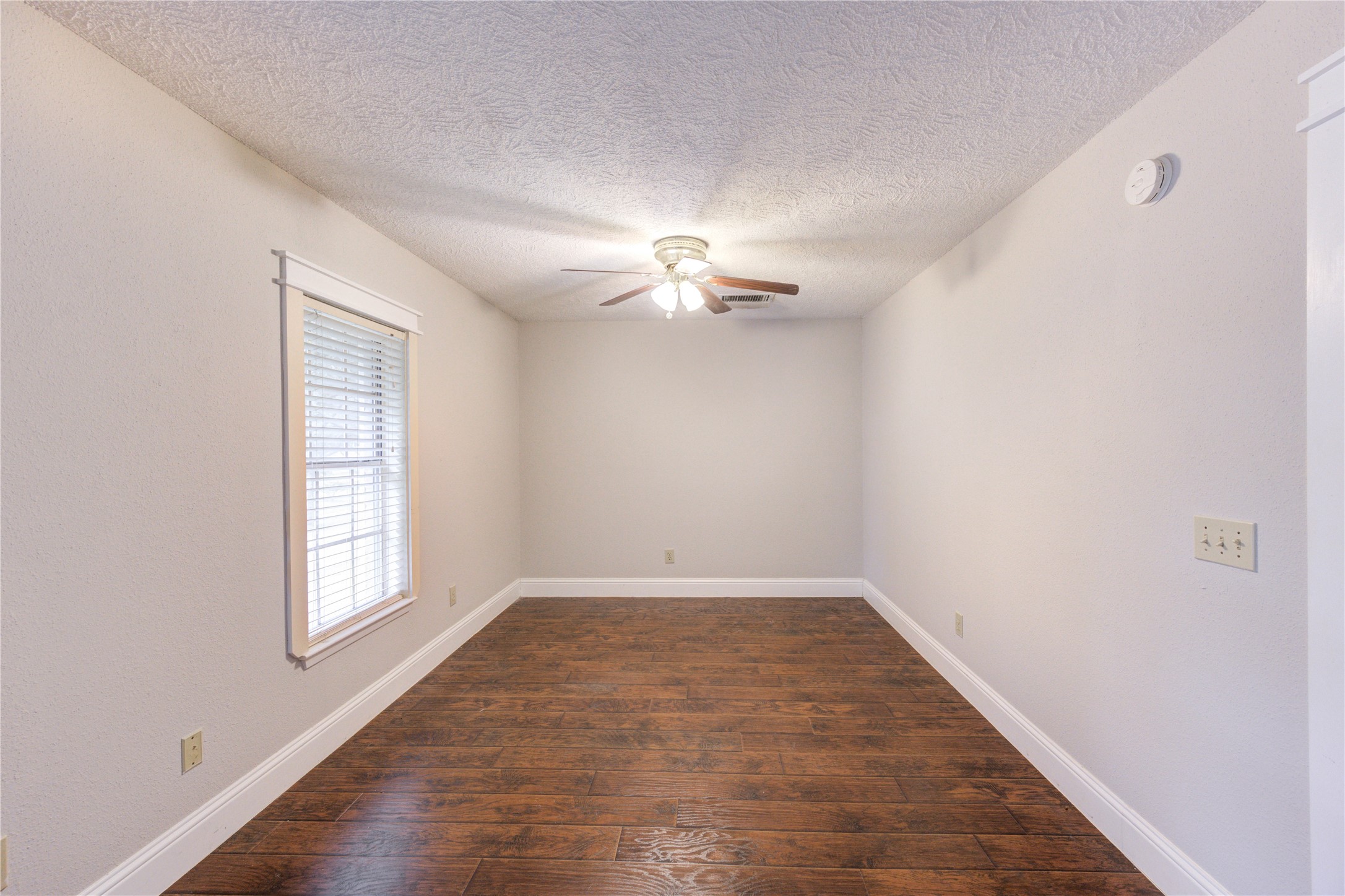 2815 Lakefield Way Property Photo 37