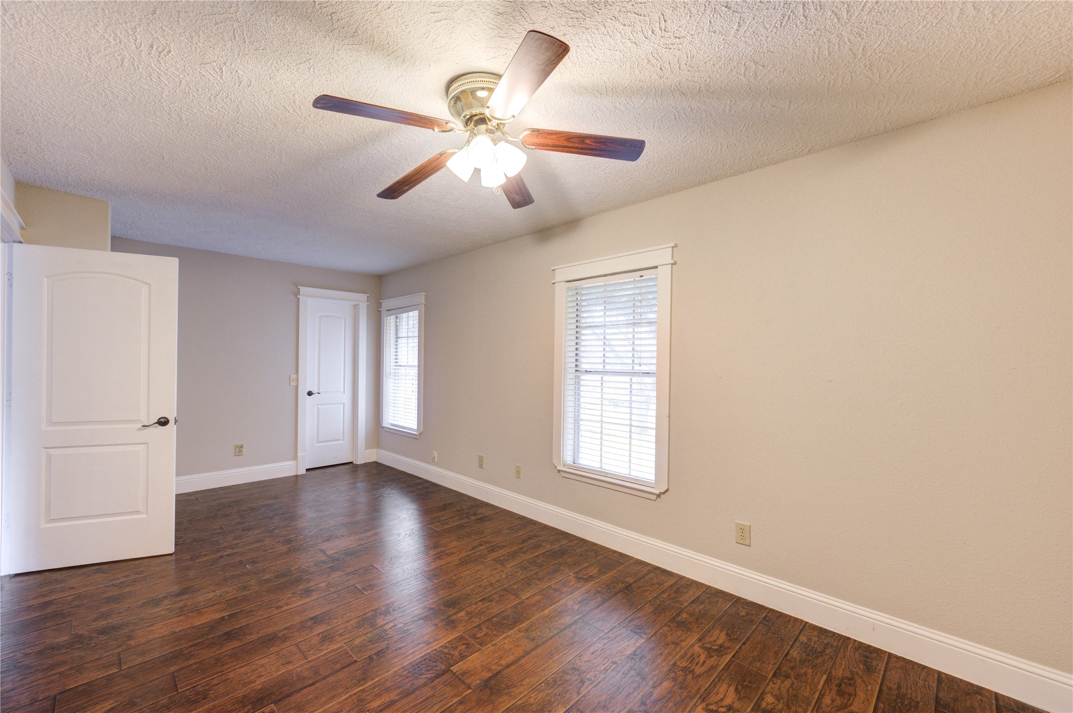 2815 Lakefield Way Property Photo 39