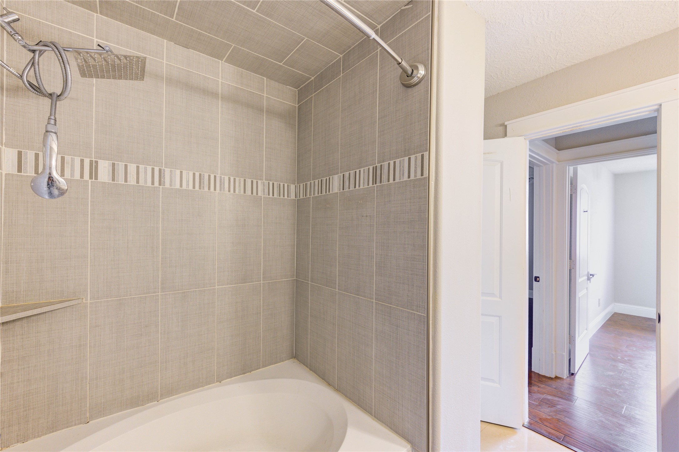 2815 Lakefield Way Property Photo 45