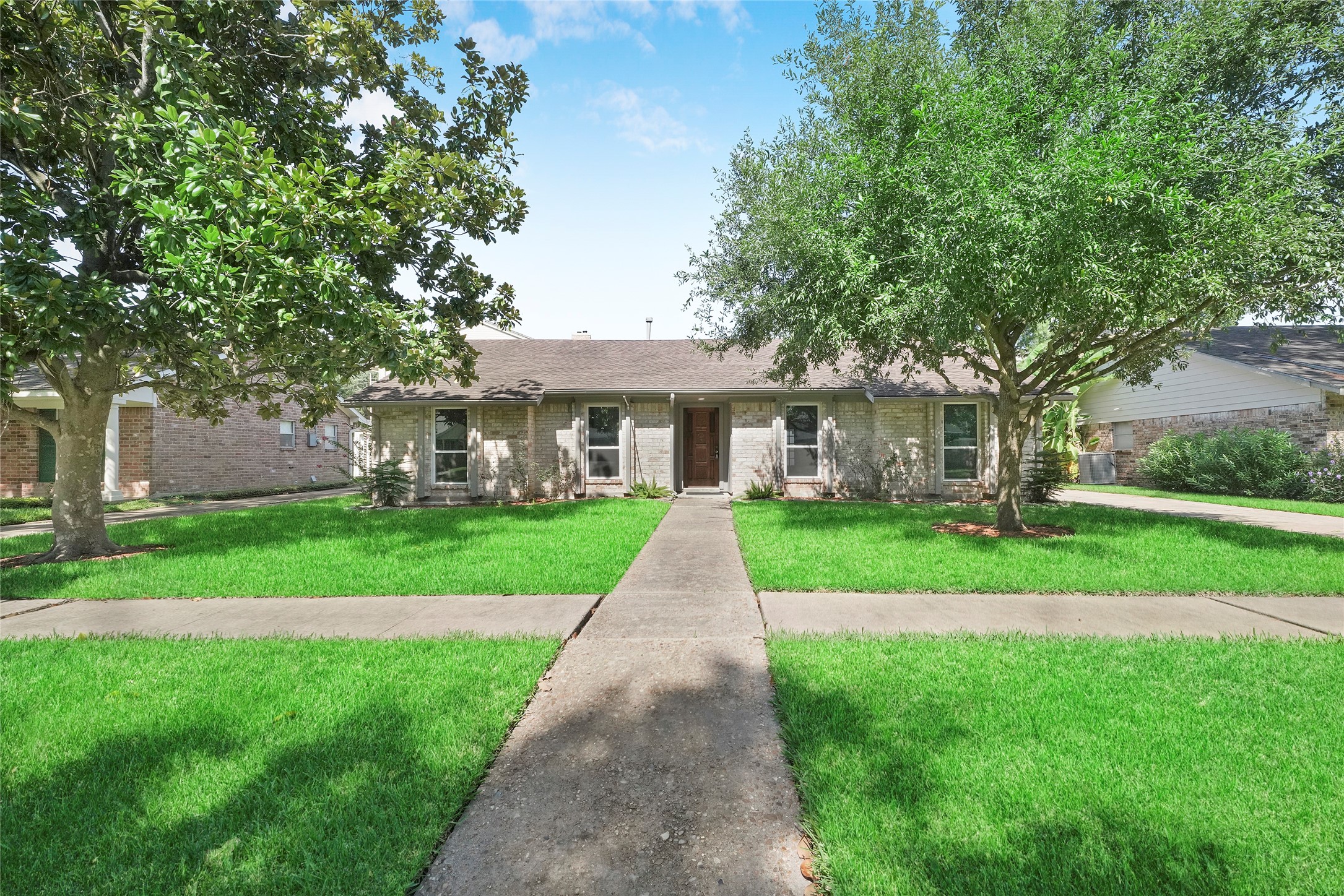 1726 Ashford Hollow Lane Property Photo 1