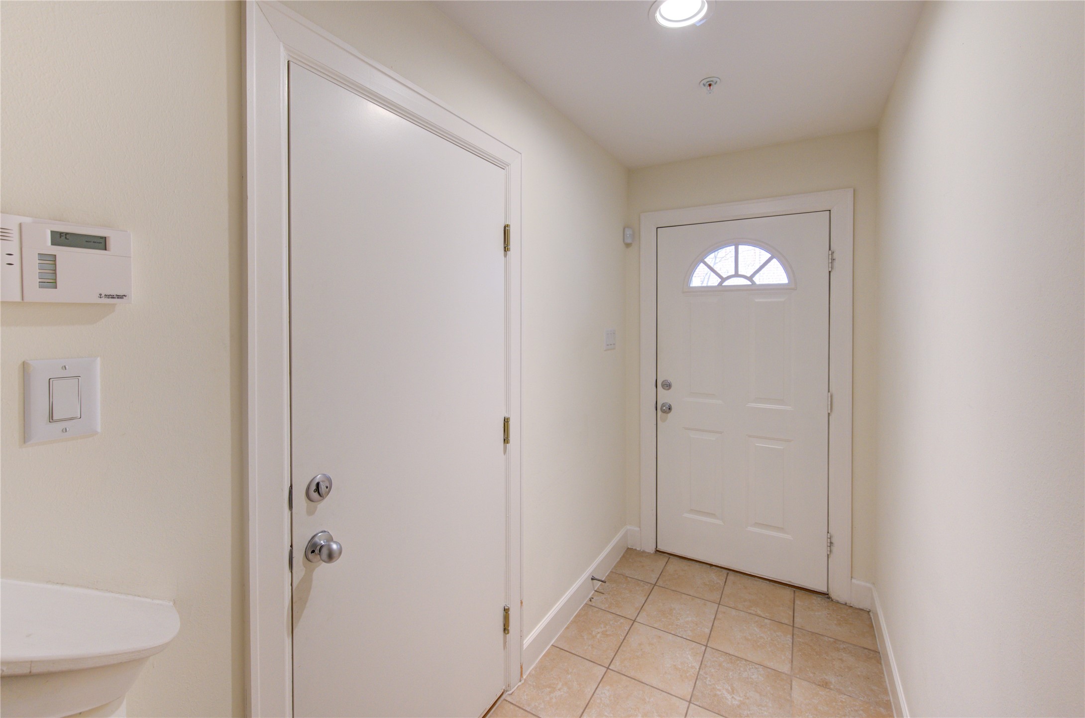 2710 Hullsmith Drive 402 Property Photo 6