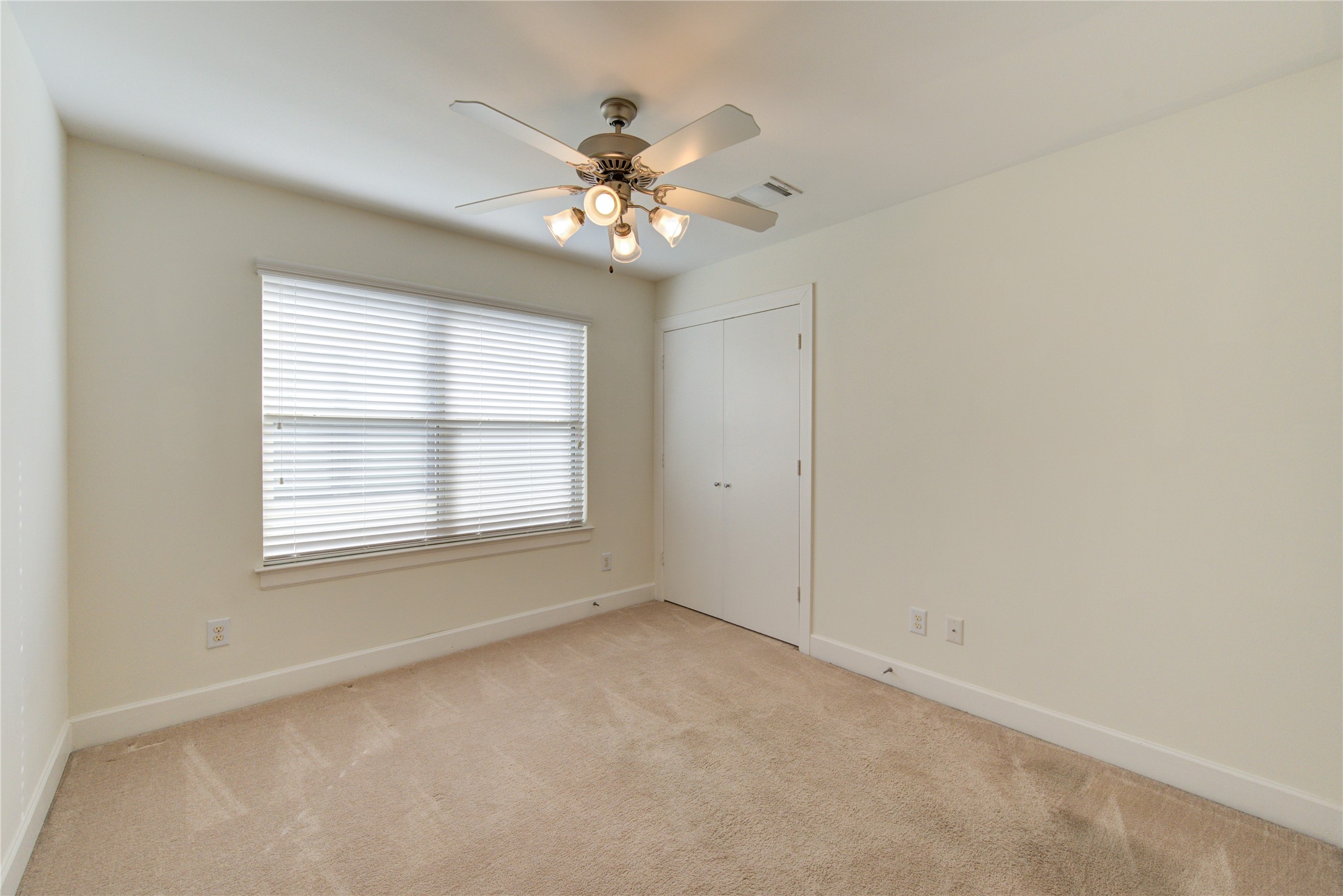 2710 Hullsmith Drive 402 Property Photo 21