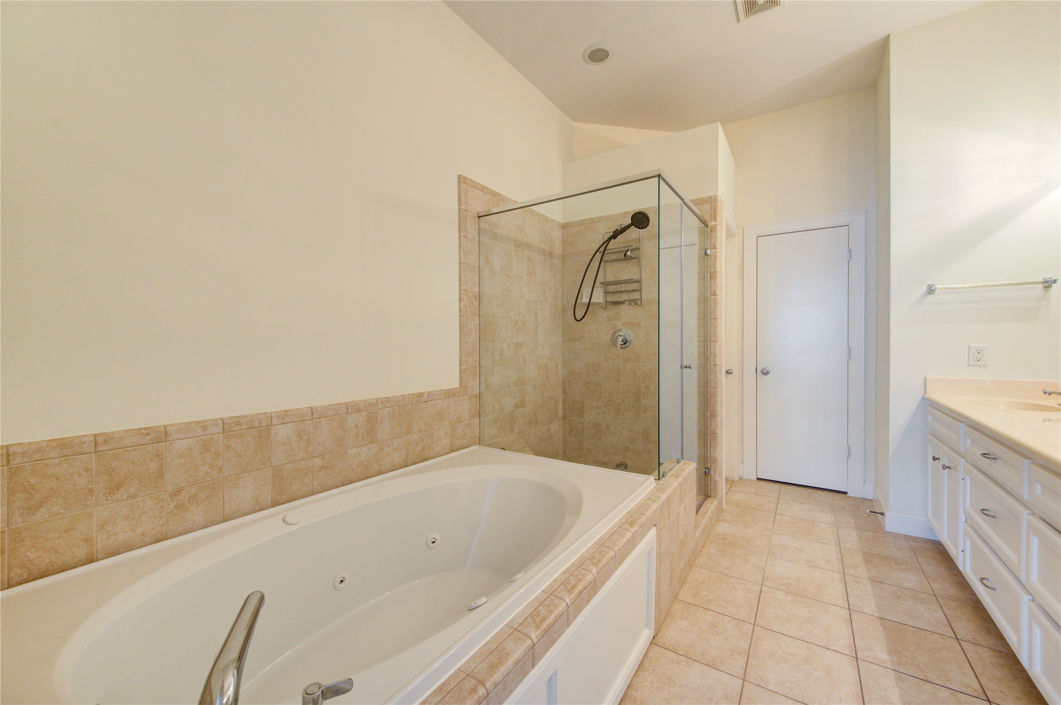 2710 Hullsmith Drive 402 Property Photo 31