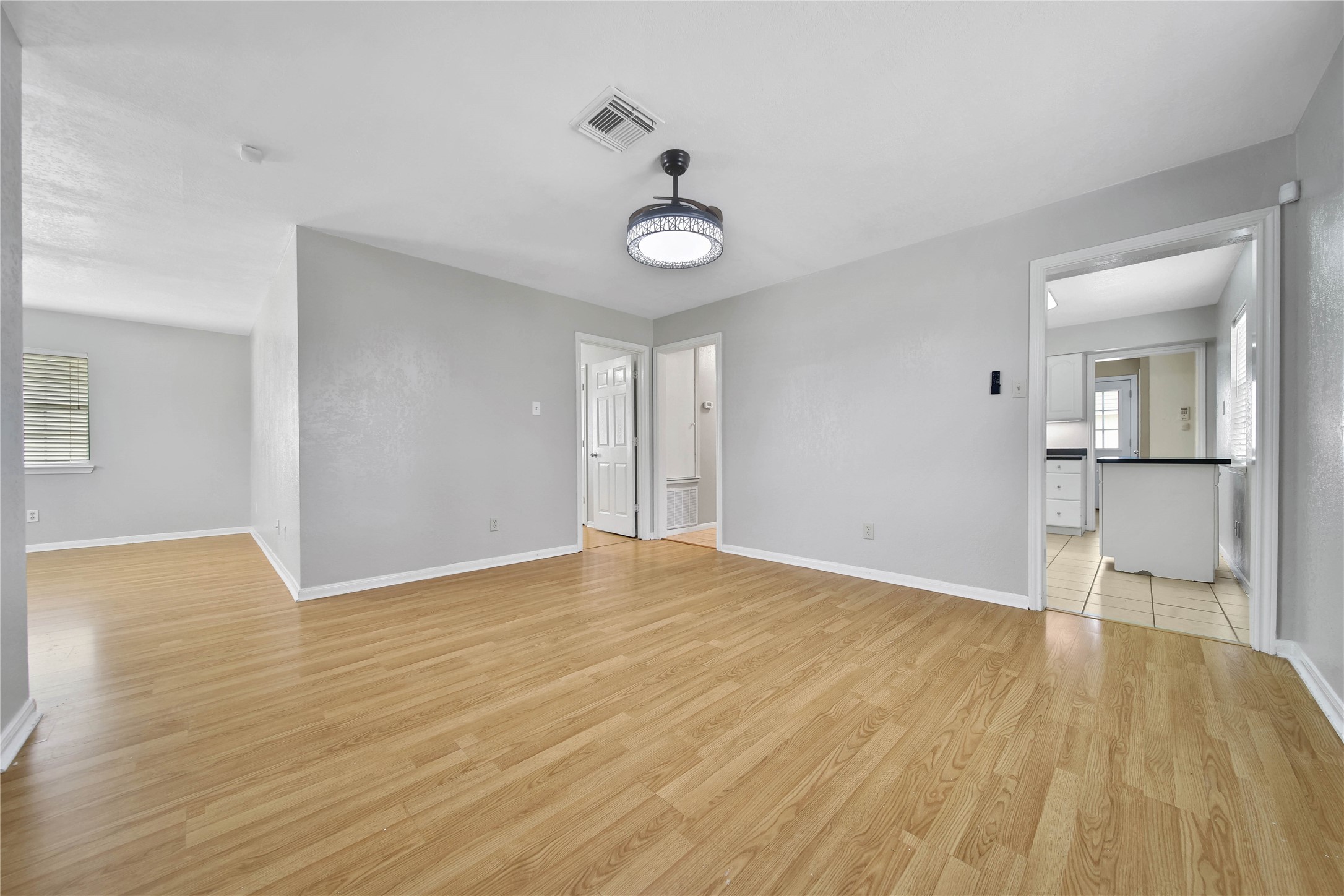 307 Lawrence Street Property Photo 7
