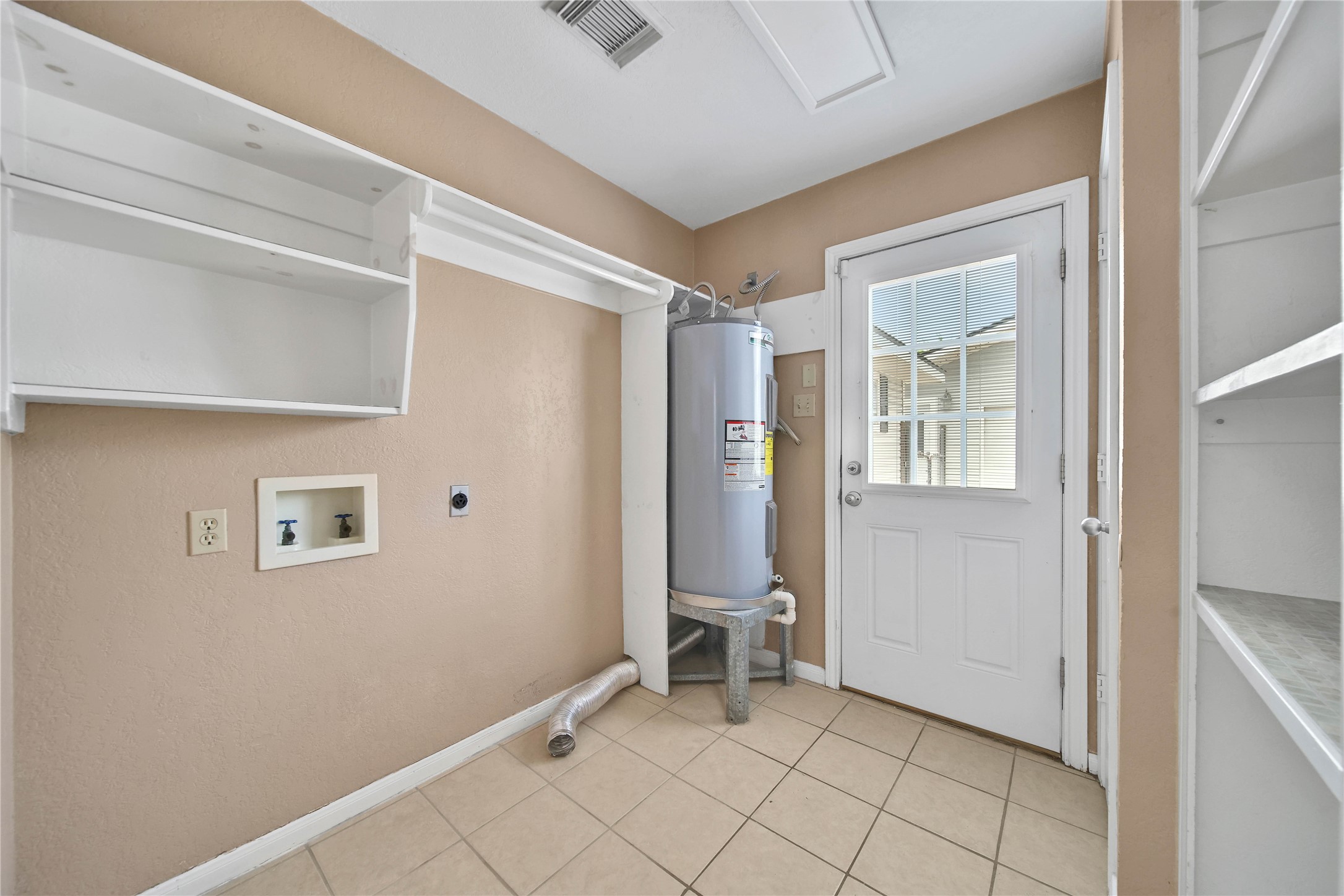 307 Lawrence Street Property Photo 25