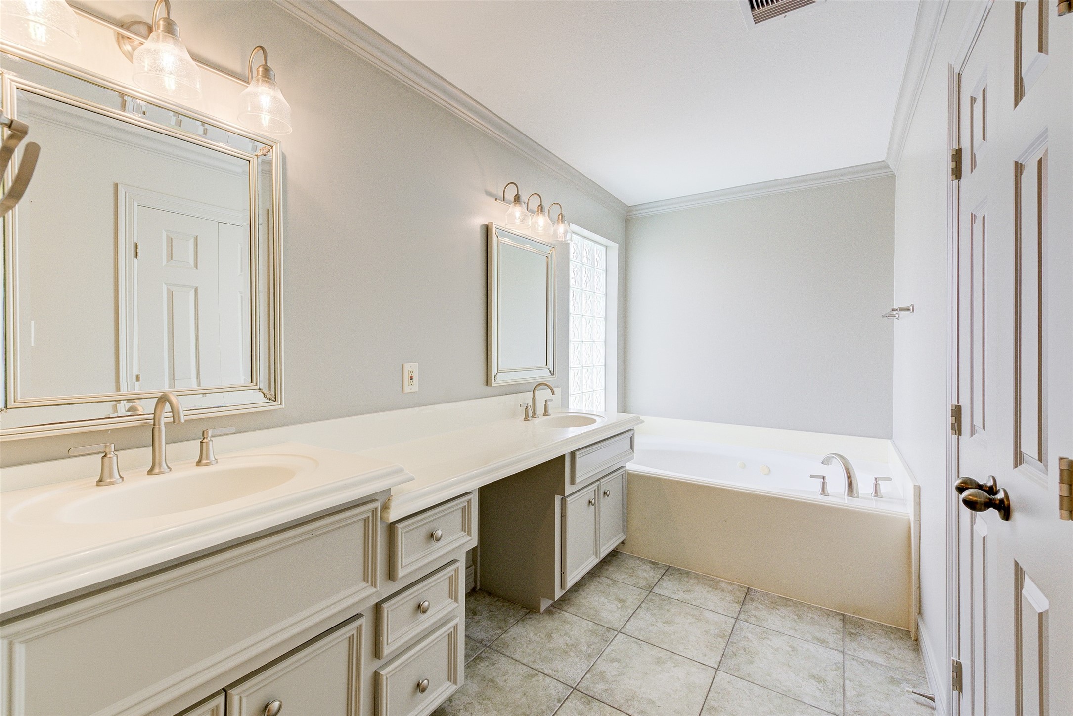1413 Michigan Street Property Photo 19