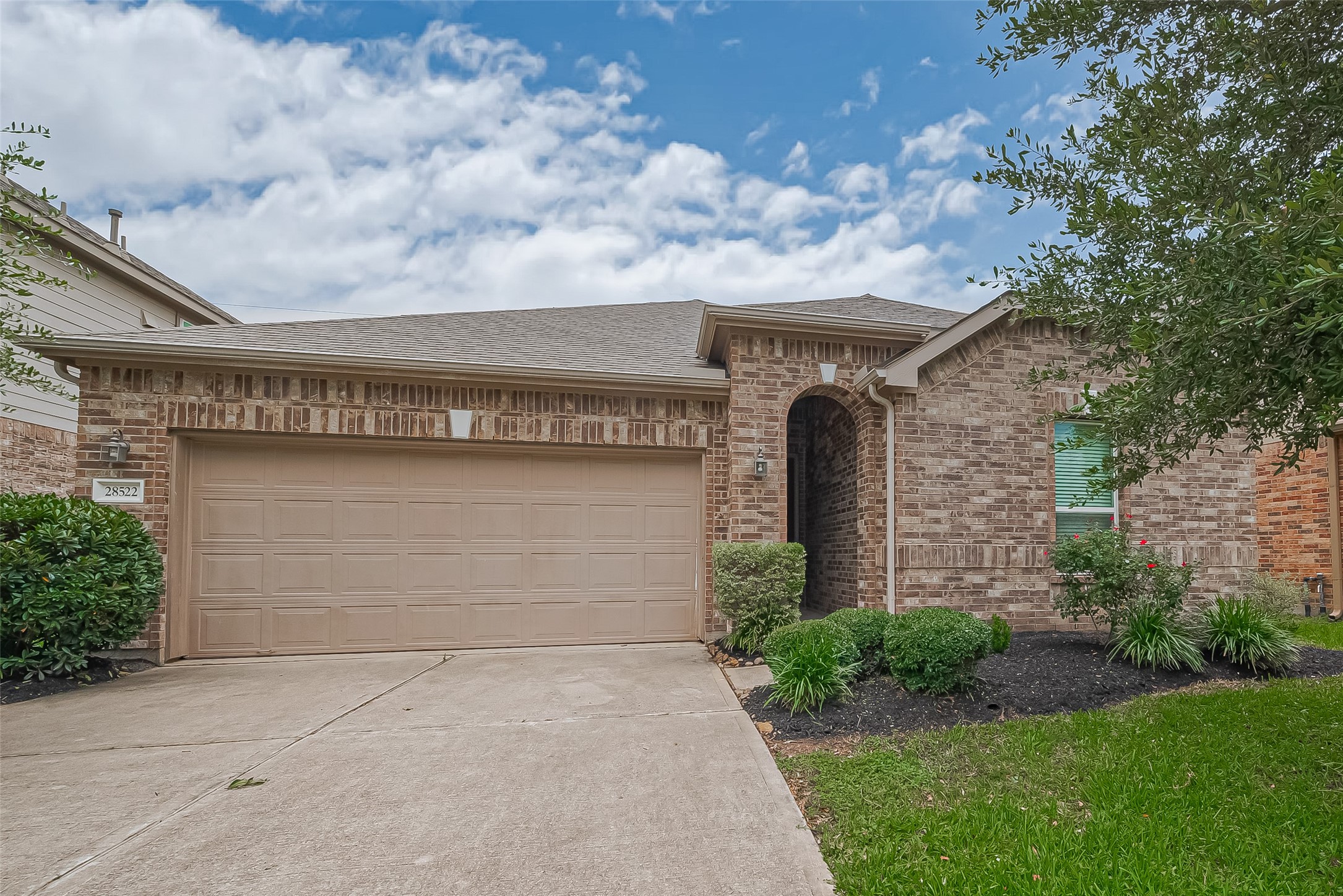 28522 Cabrera Hill Lane Property Photo 1