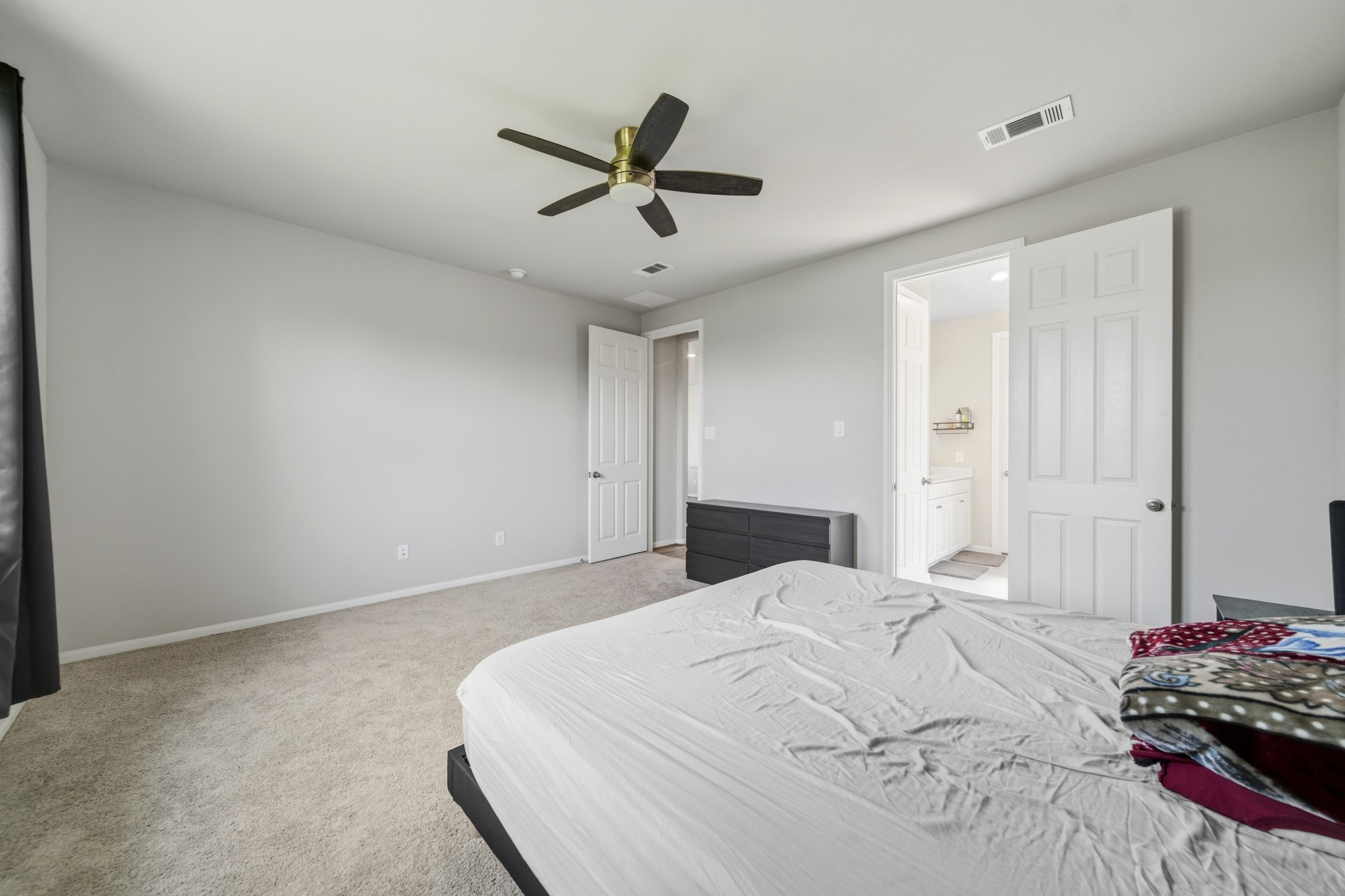 2420 Solaris Bend Dr Property Photo 13