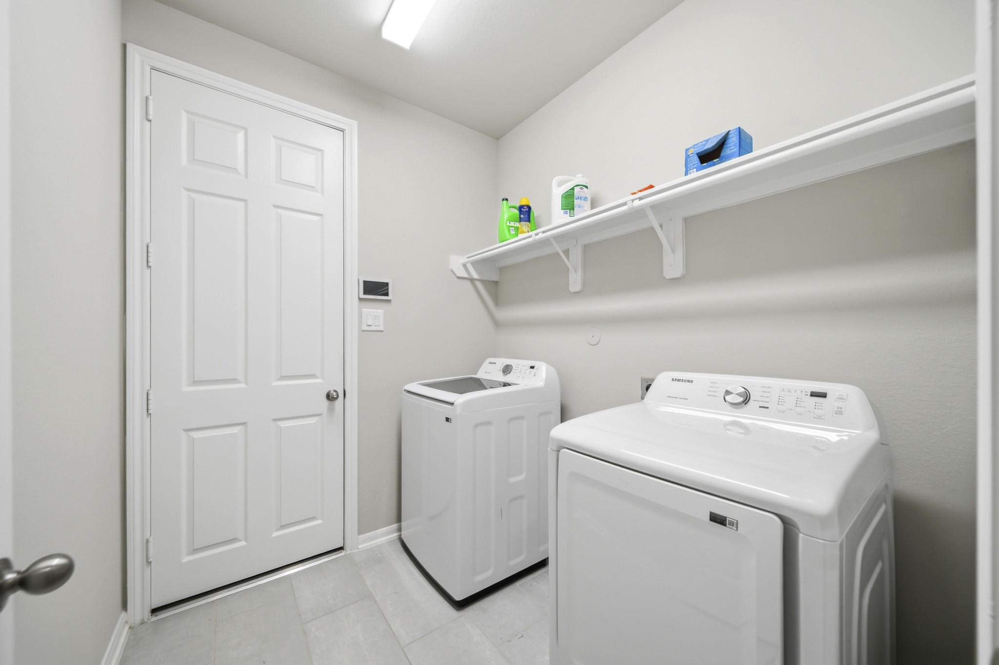2420 Solaris Bend Dr Property Photo 17