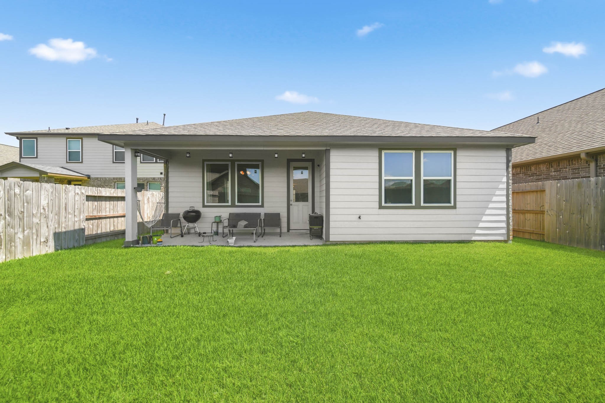 2420 Solaris Bend Dr Property Photo 24