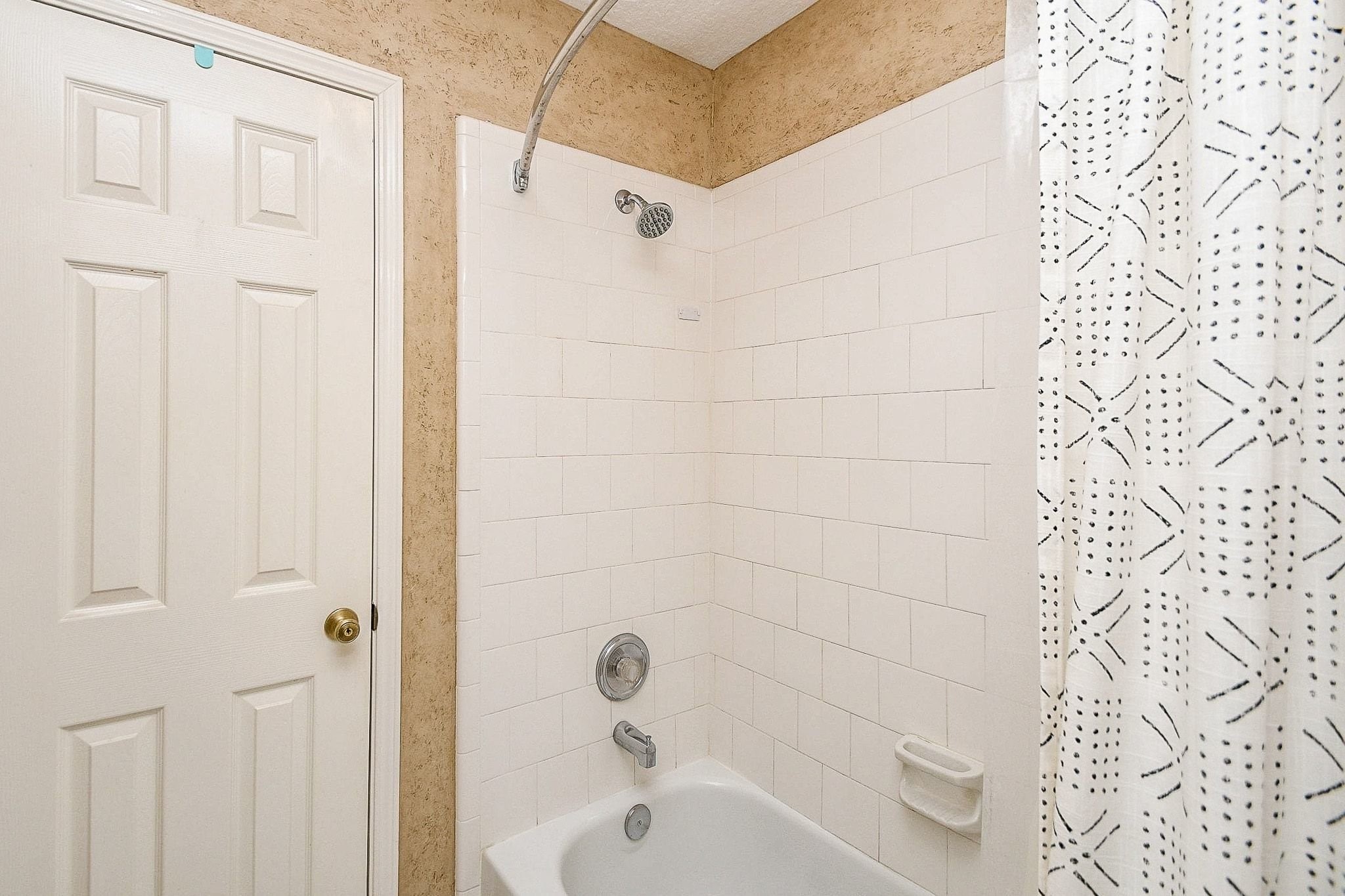 19002 Appletree Hill Lane Property Photo 32