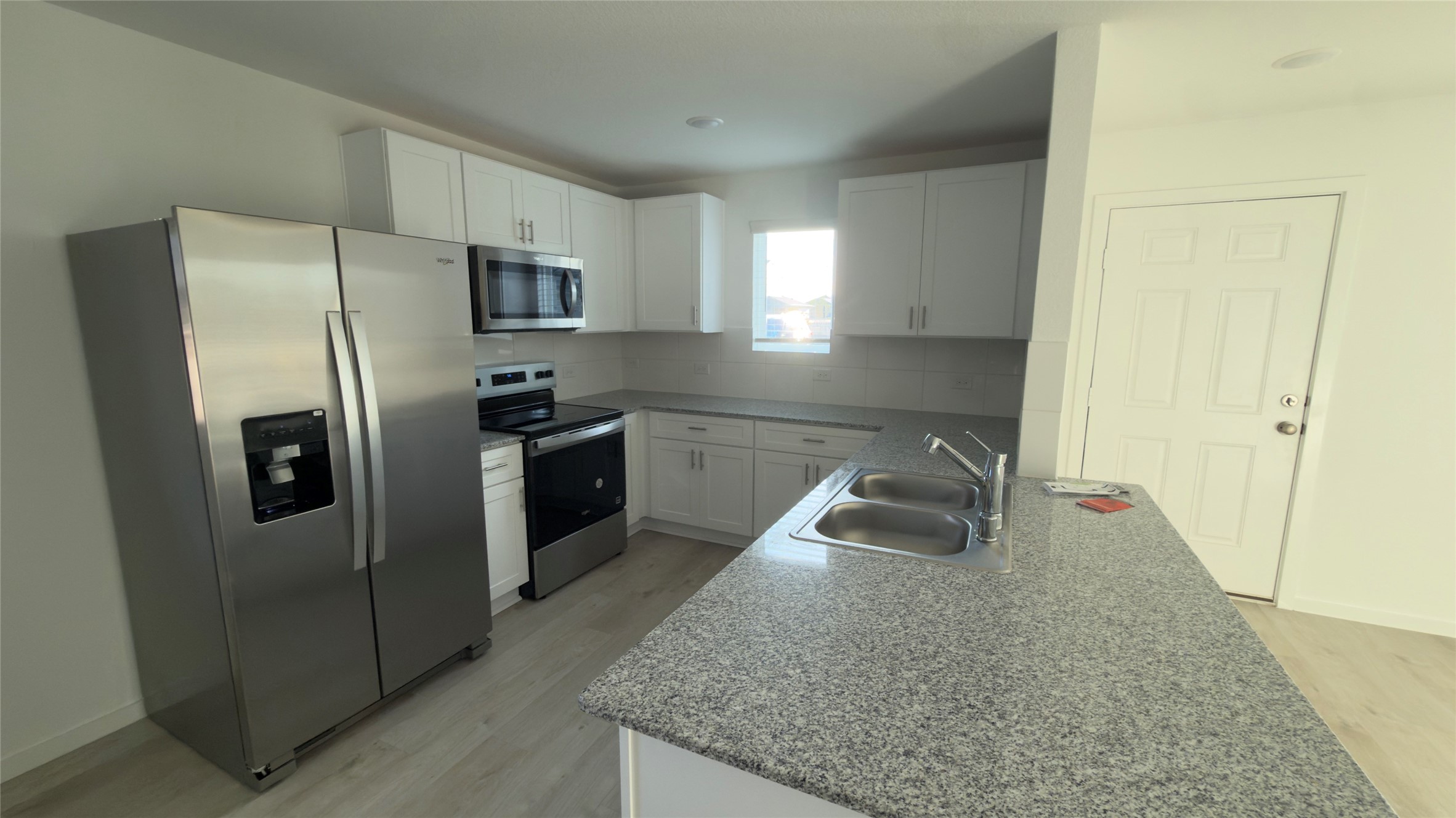 30521 Bladnoch Lane Property Photo 1