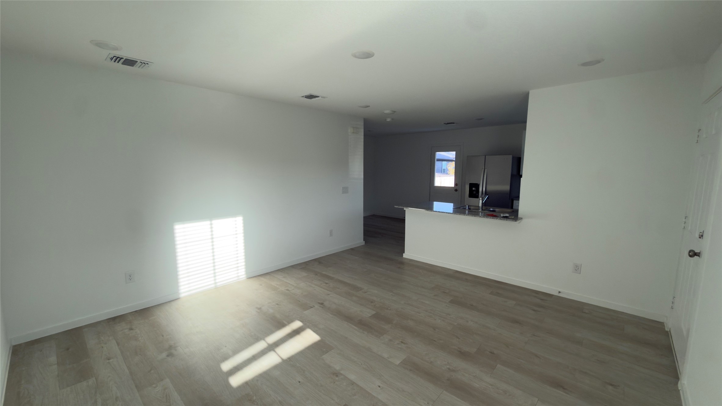 30521 Bladnoch Lane Property Photo 2