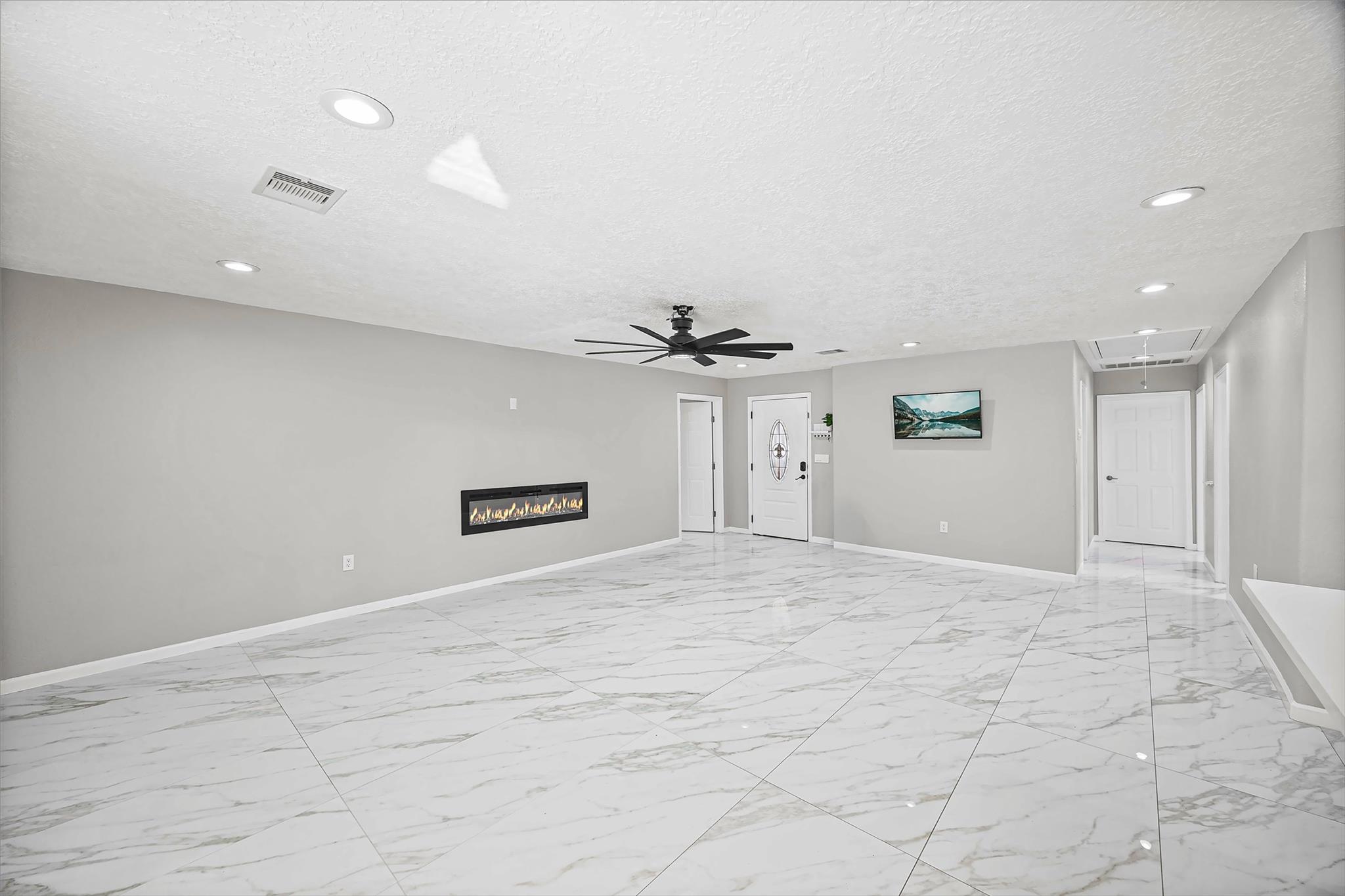 1208 Blackberry Drive Property Photo 10