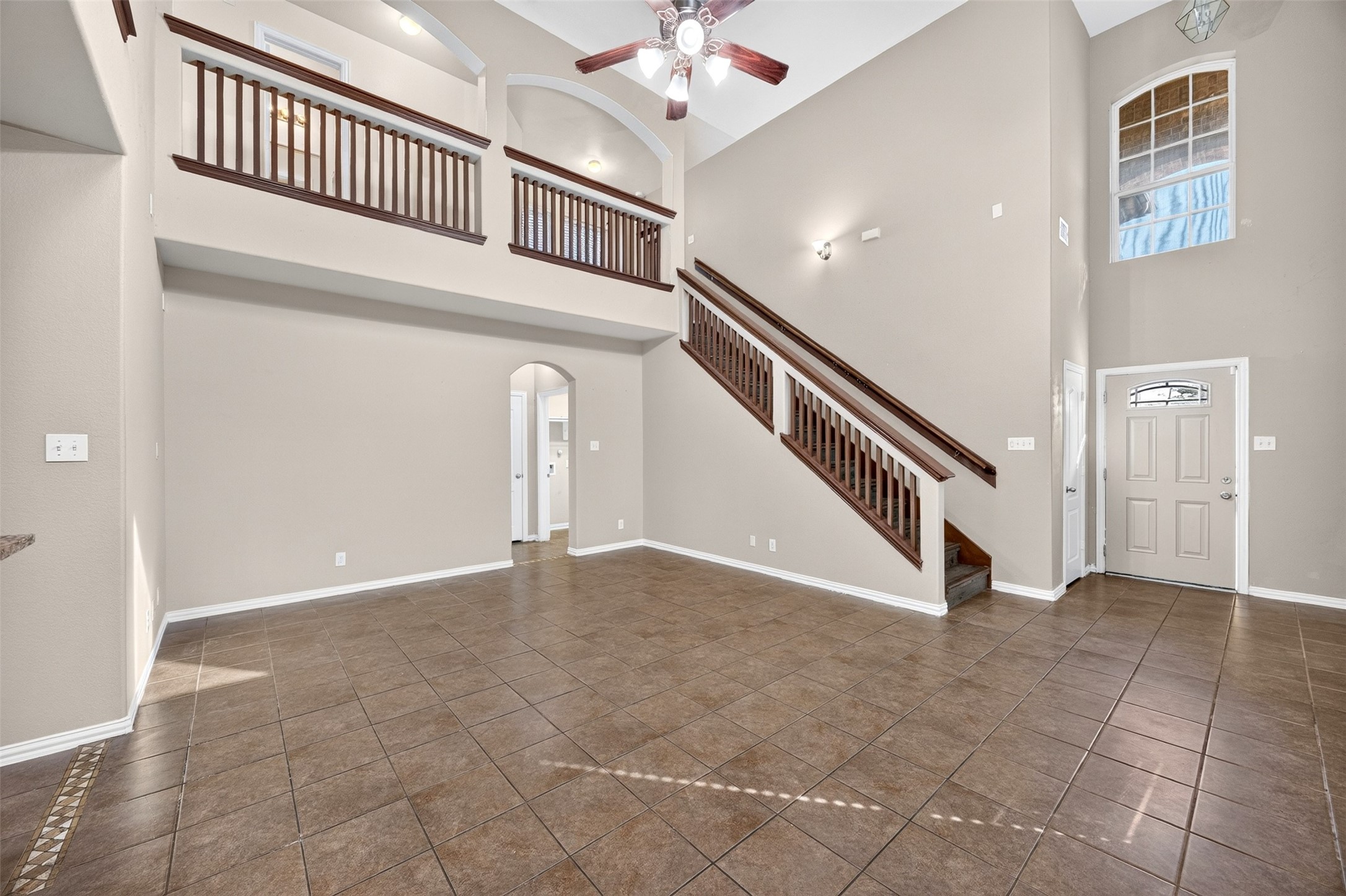 2403 Summers Glen Court Property Photo 7