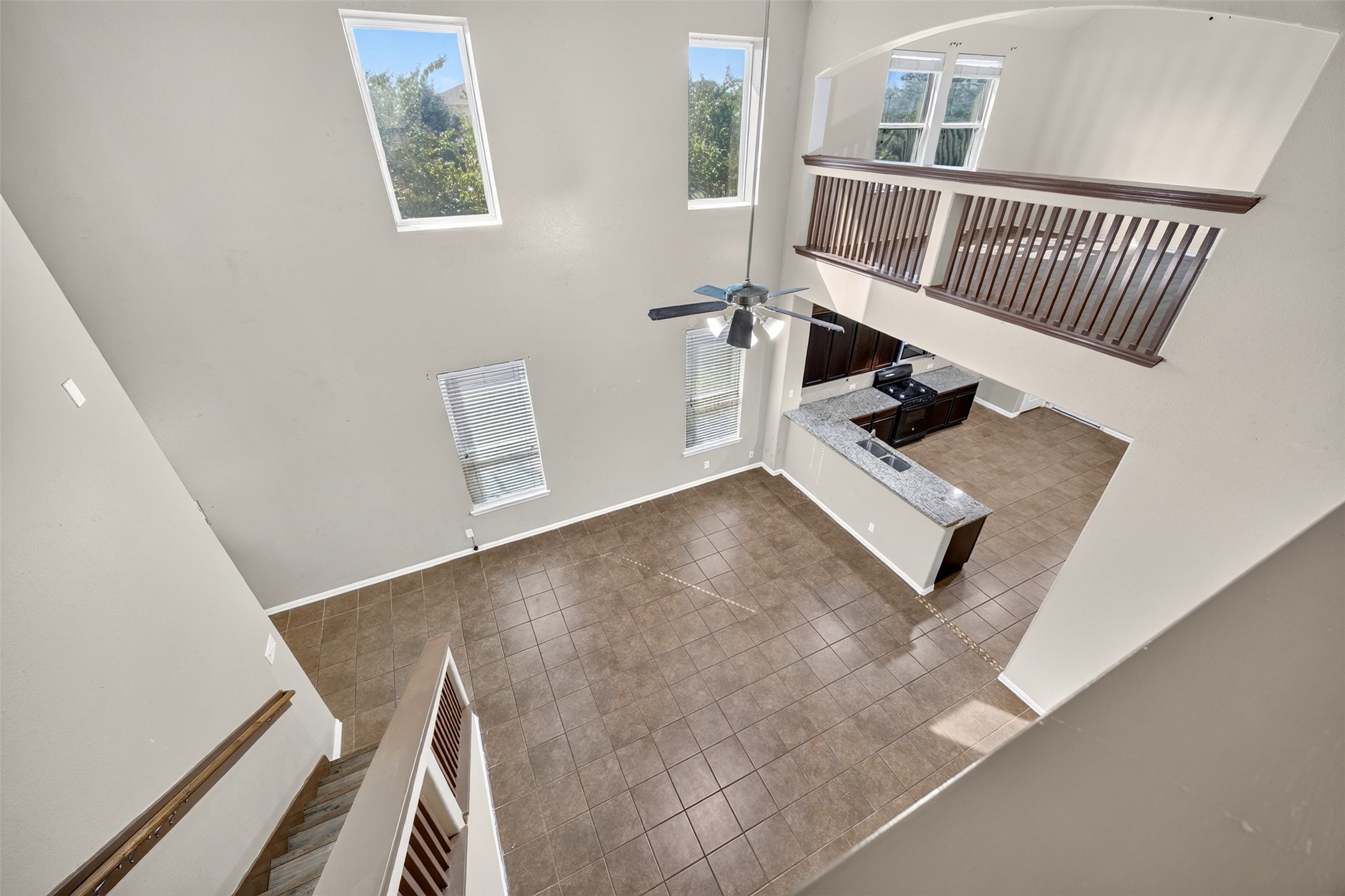2403 Summers Glen Court Property Photo 25