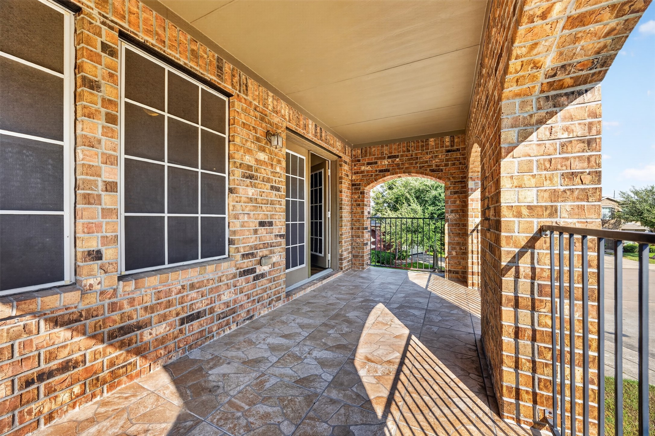 2403 Summers Glen Court Property Photo 31