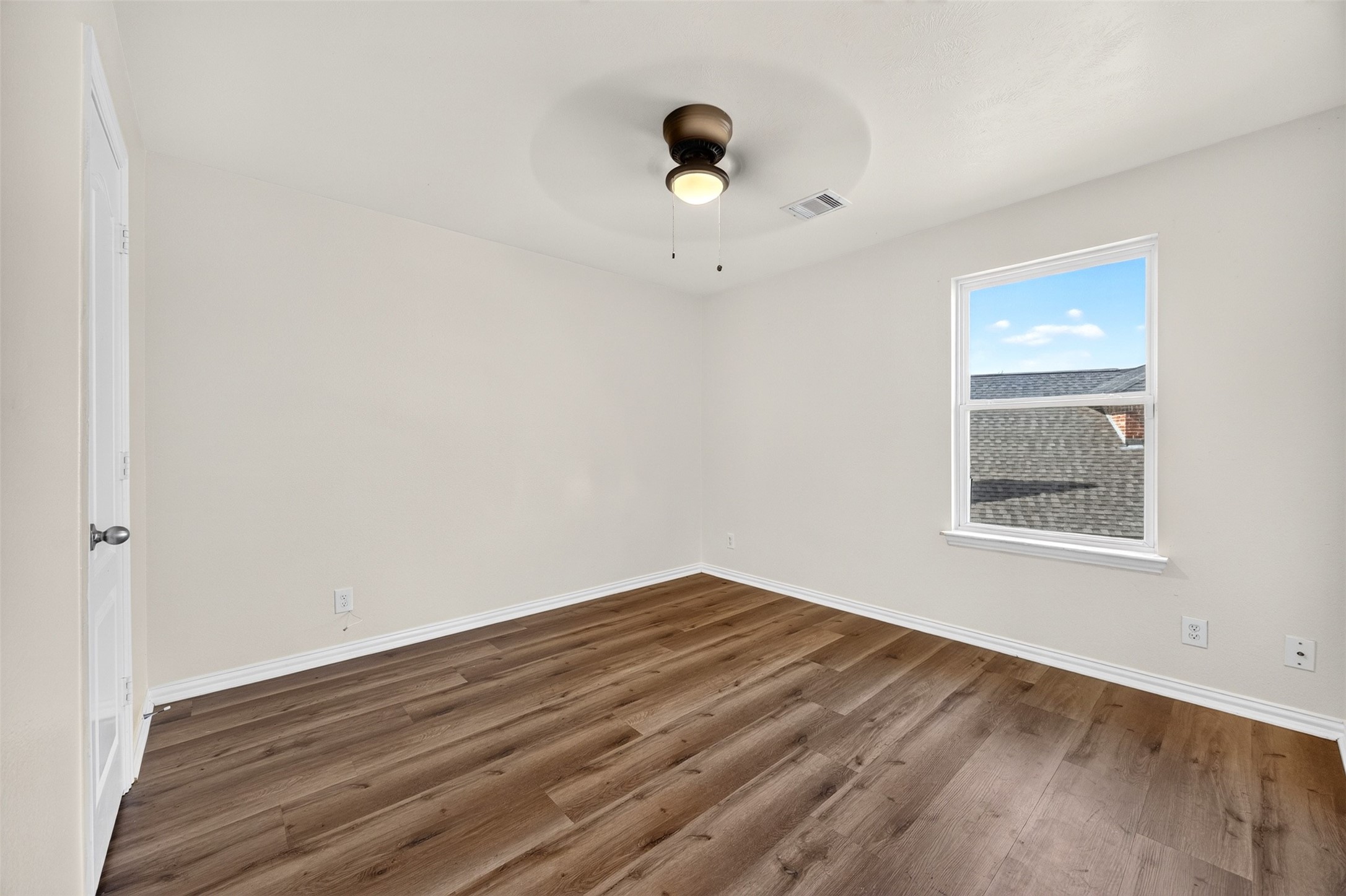 2403 Summers Glen Court Property Photo 35