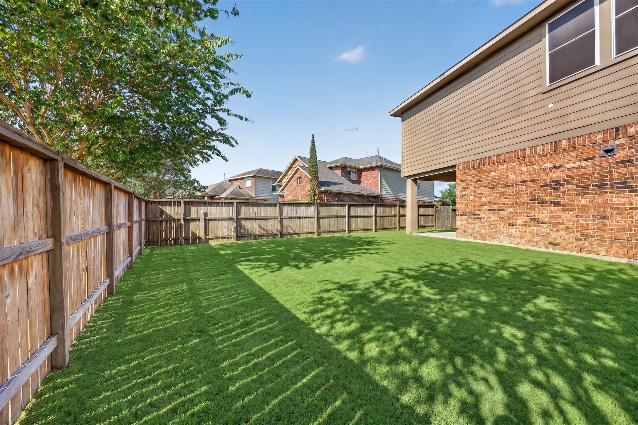 2403 Summers Glen Court Property Photo 44