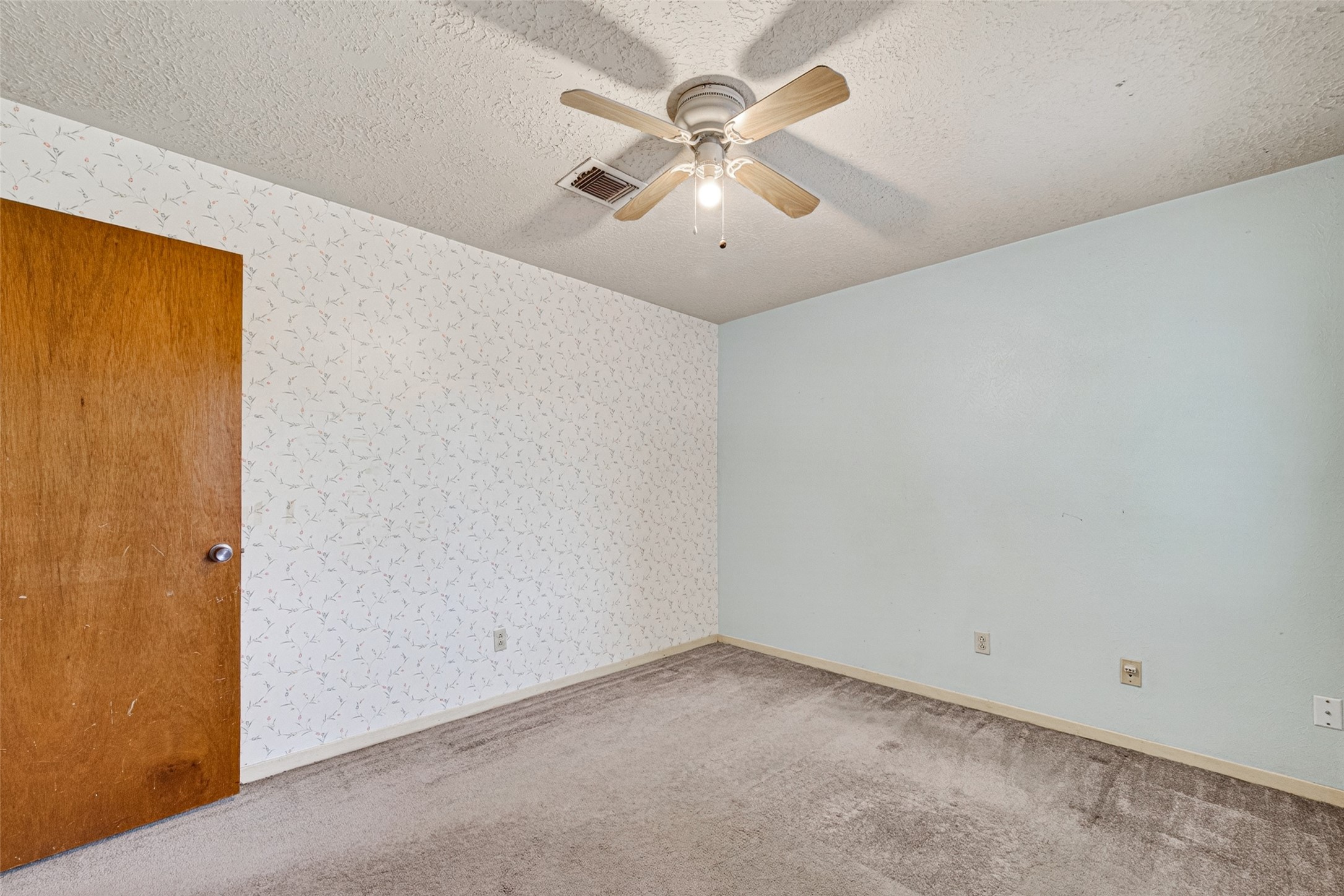 4214 Parkland Street Property Photo 18