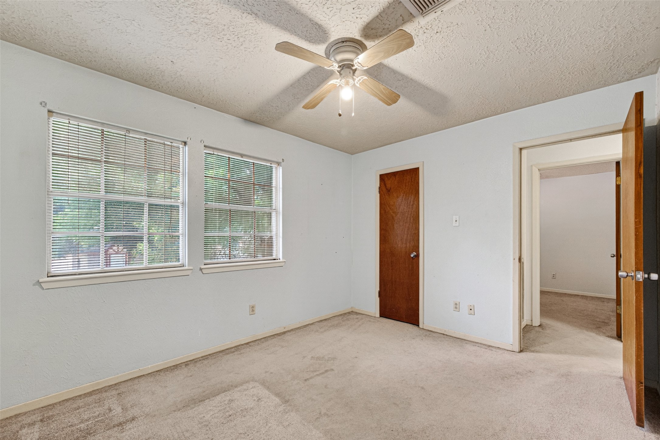 4214 Parkland Street Property Photo 20