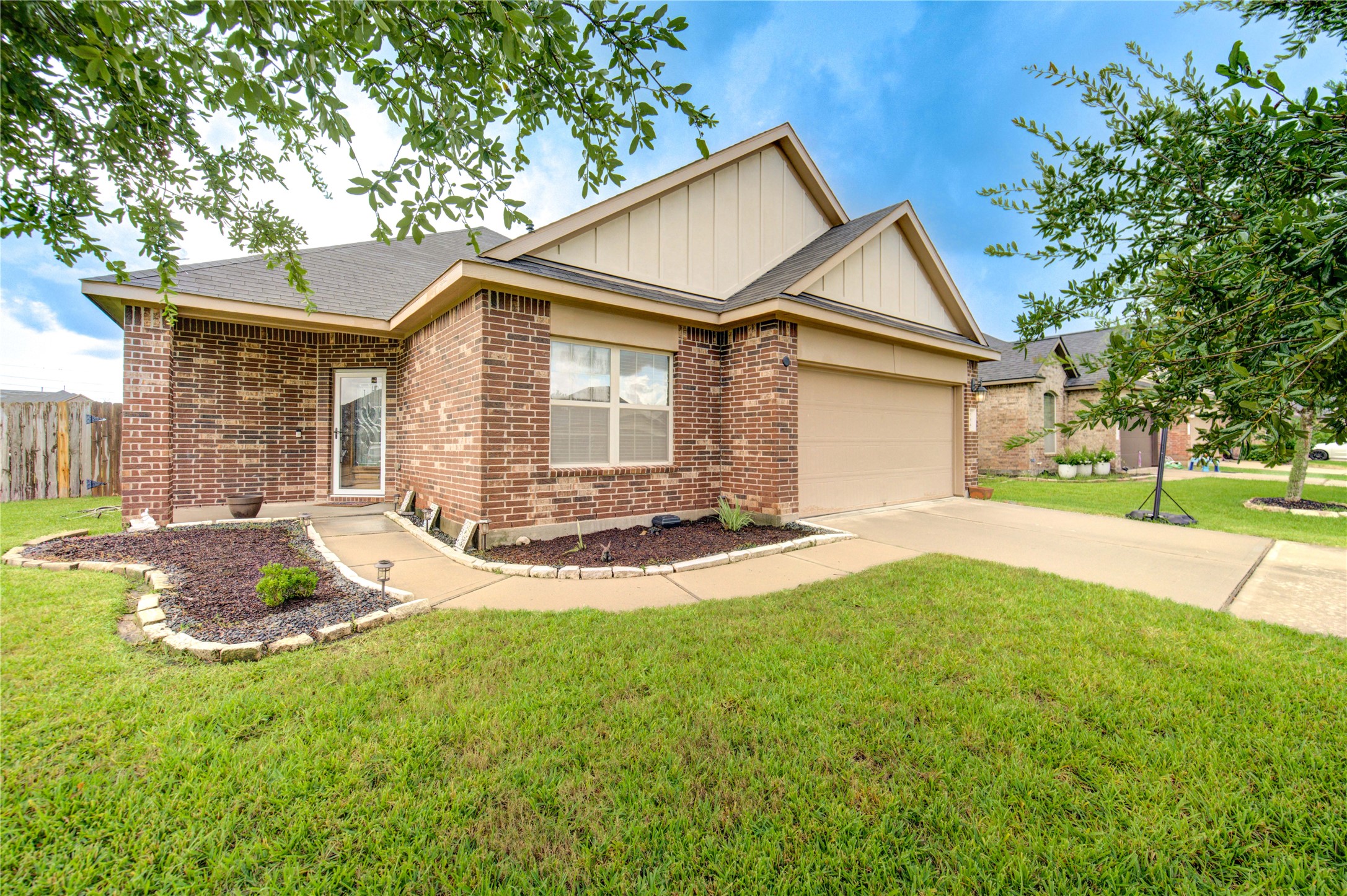 734 Mill Spring Court Property Photo 1