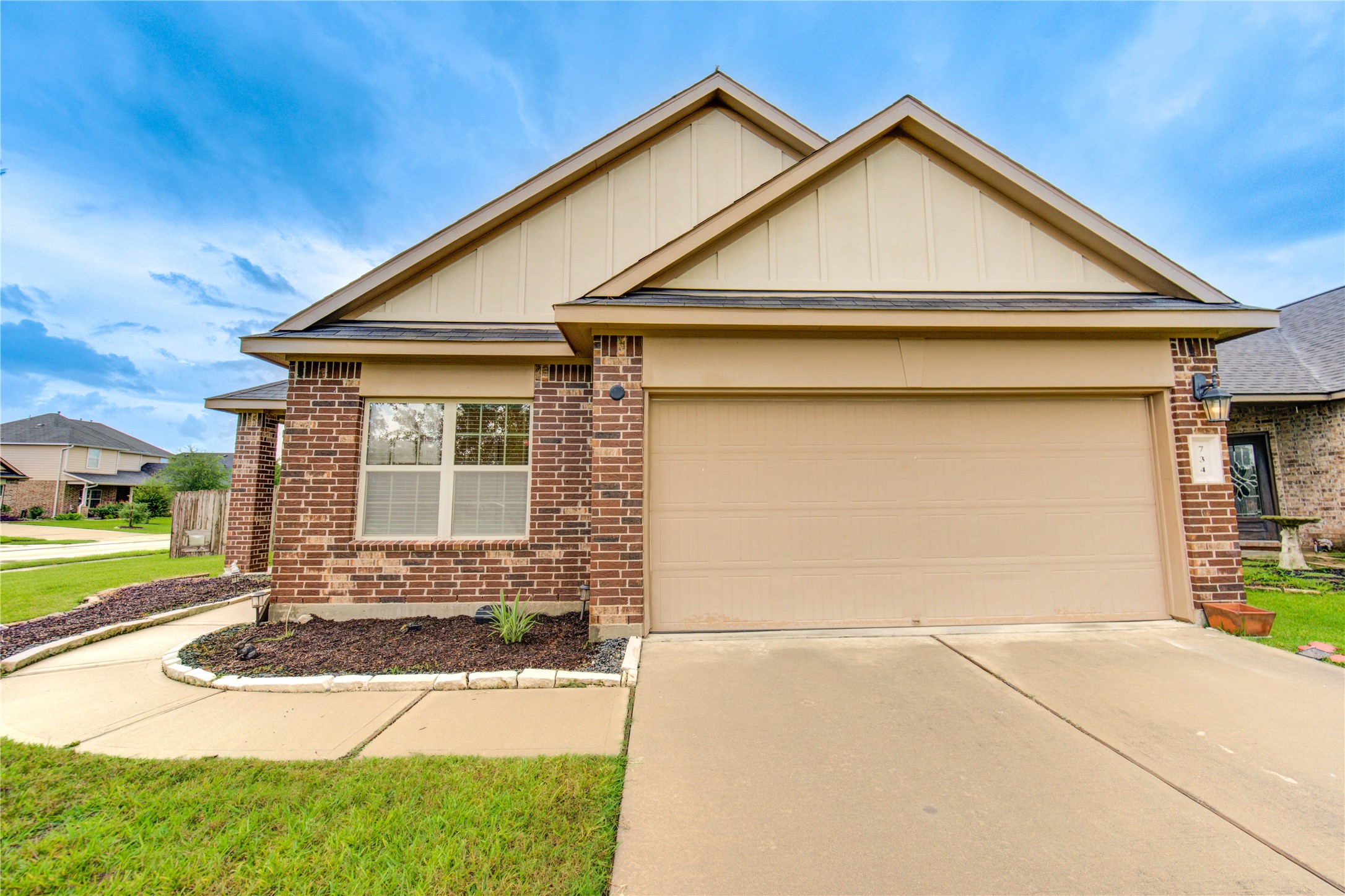 734 Mill Spring Court Property Photo 4