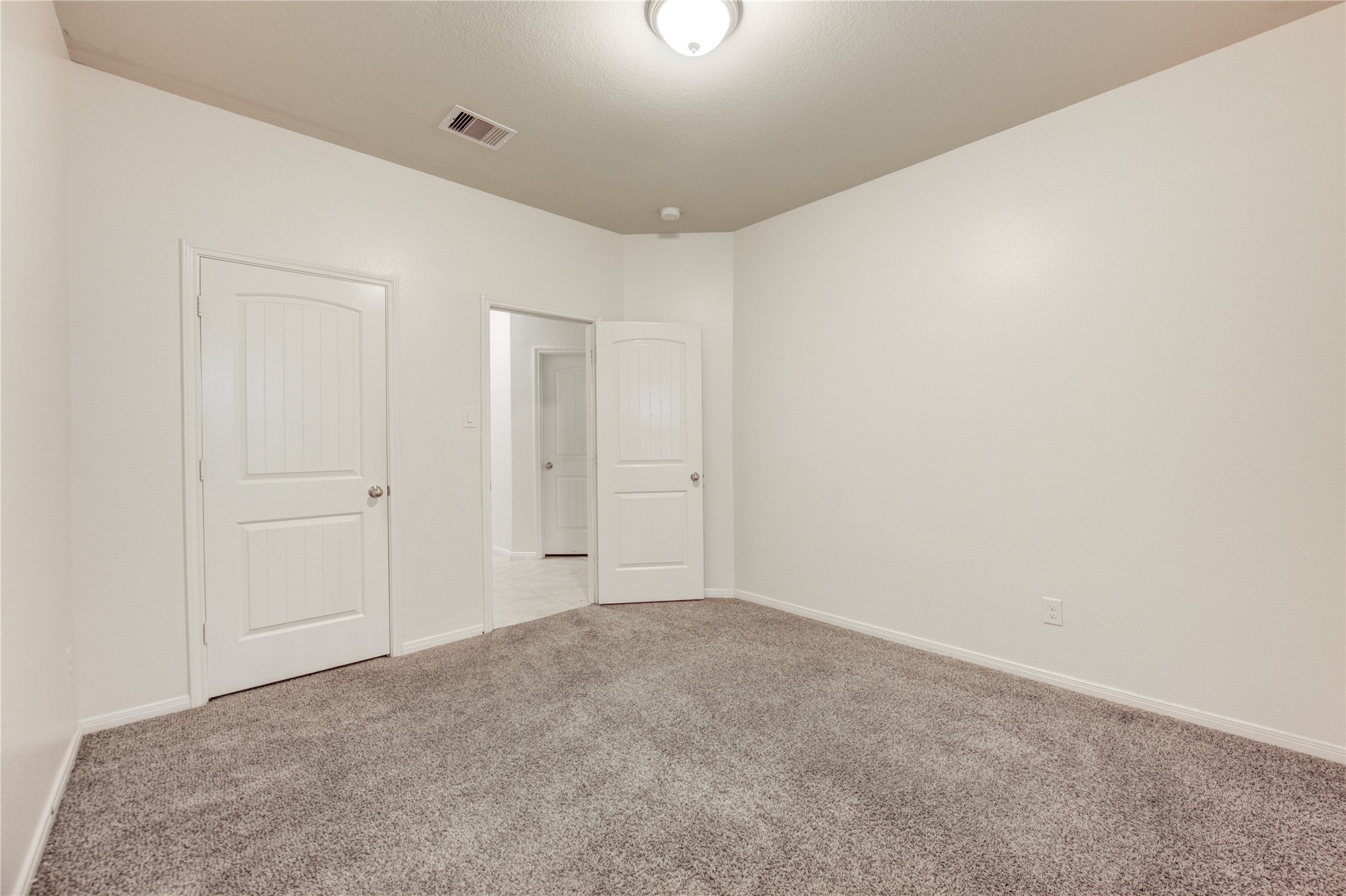 734 Mill Spring Court Property Photo 16