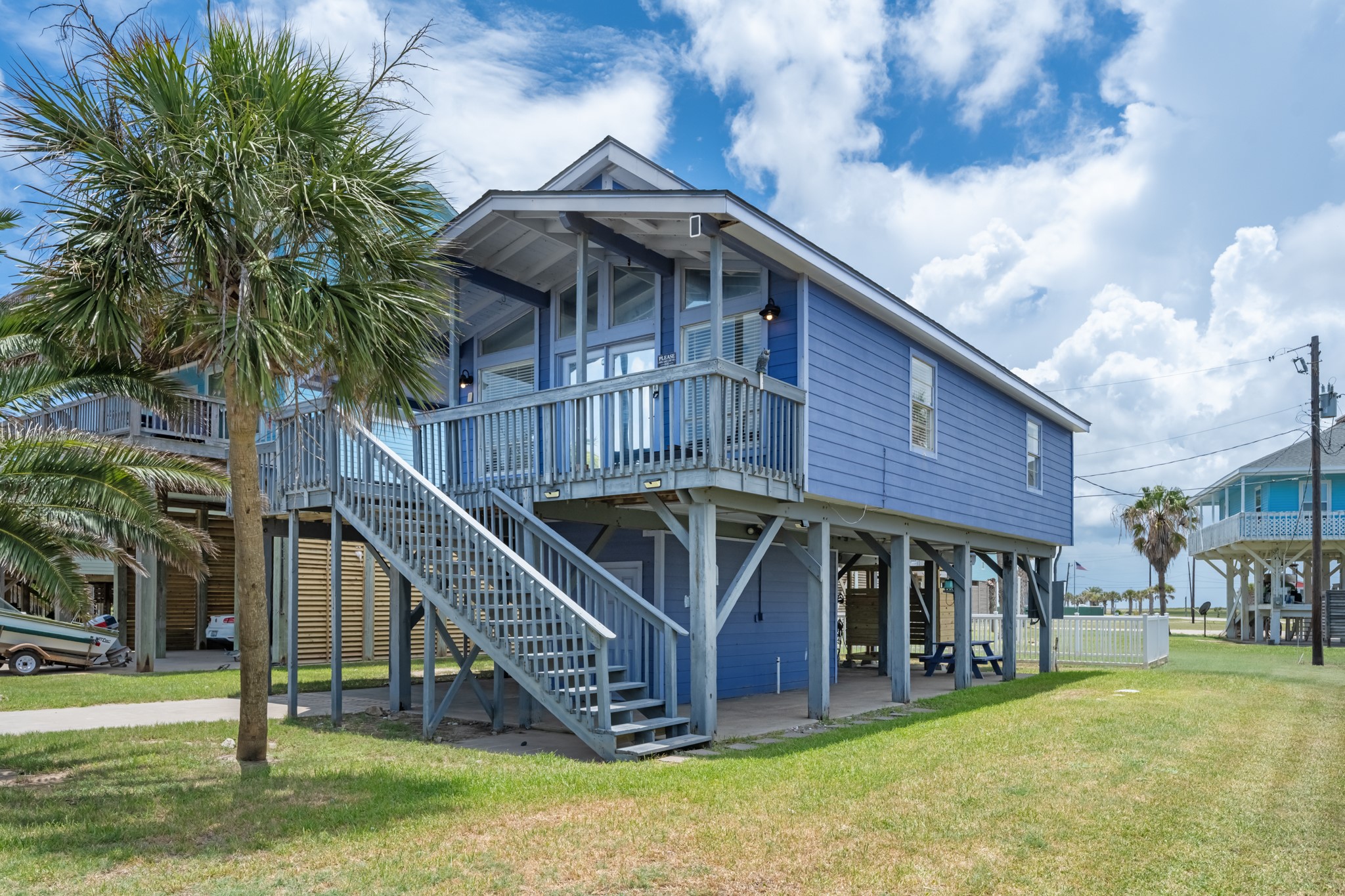 12927 Buccaneer Parkway Property Photo 46
