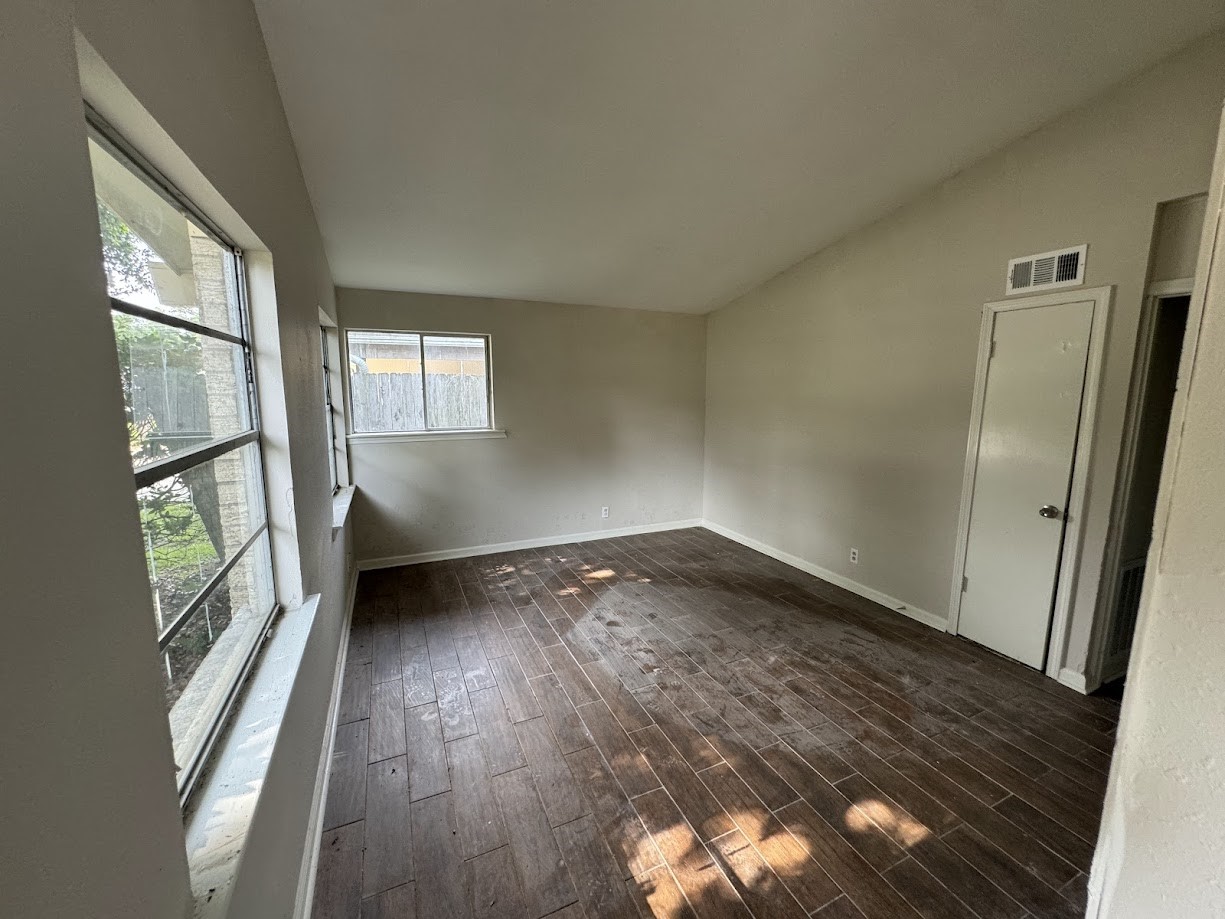 270 Triangle Drive Property Photo 12