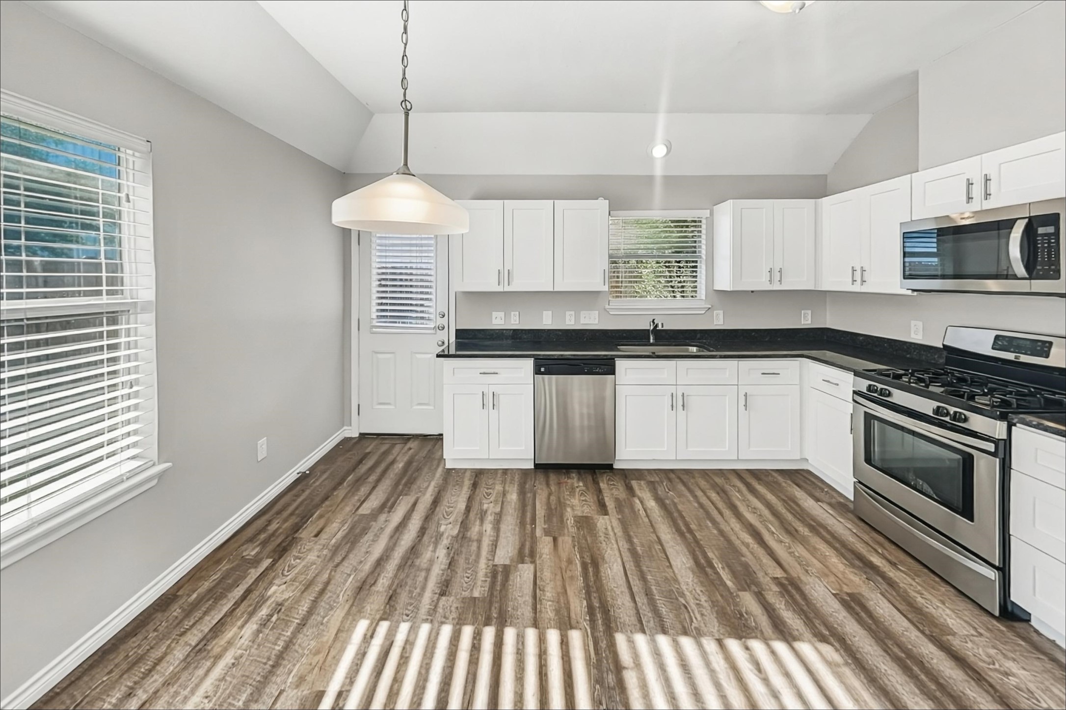 13319 Ambrosa Drive Property Photo 3