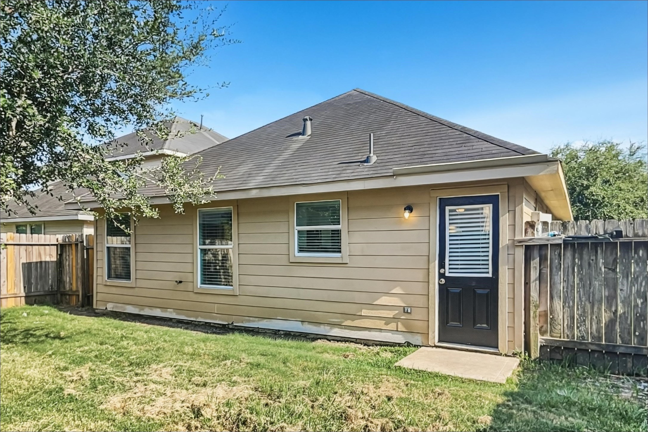 13319 Ambrosa Drive Property Photo 15