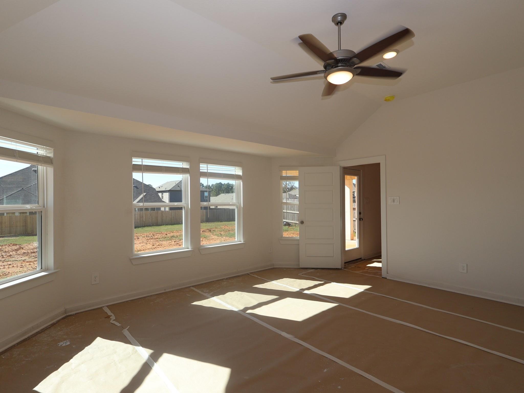 922 Garden Path Drive, Willis Tx 77378 Property Photo 7