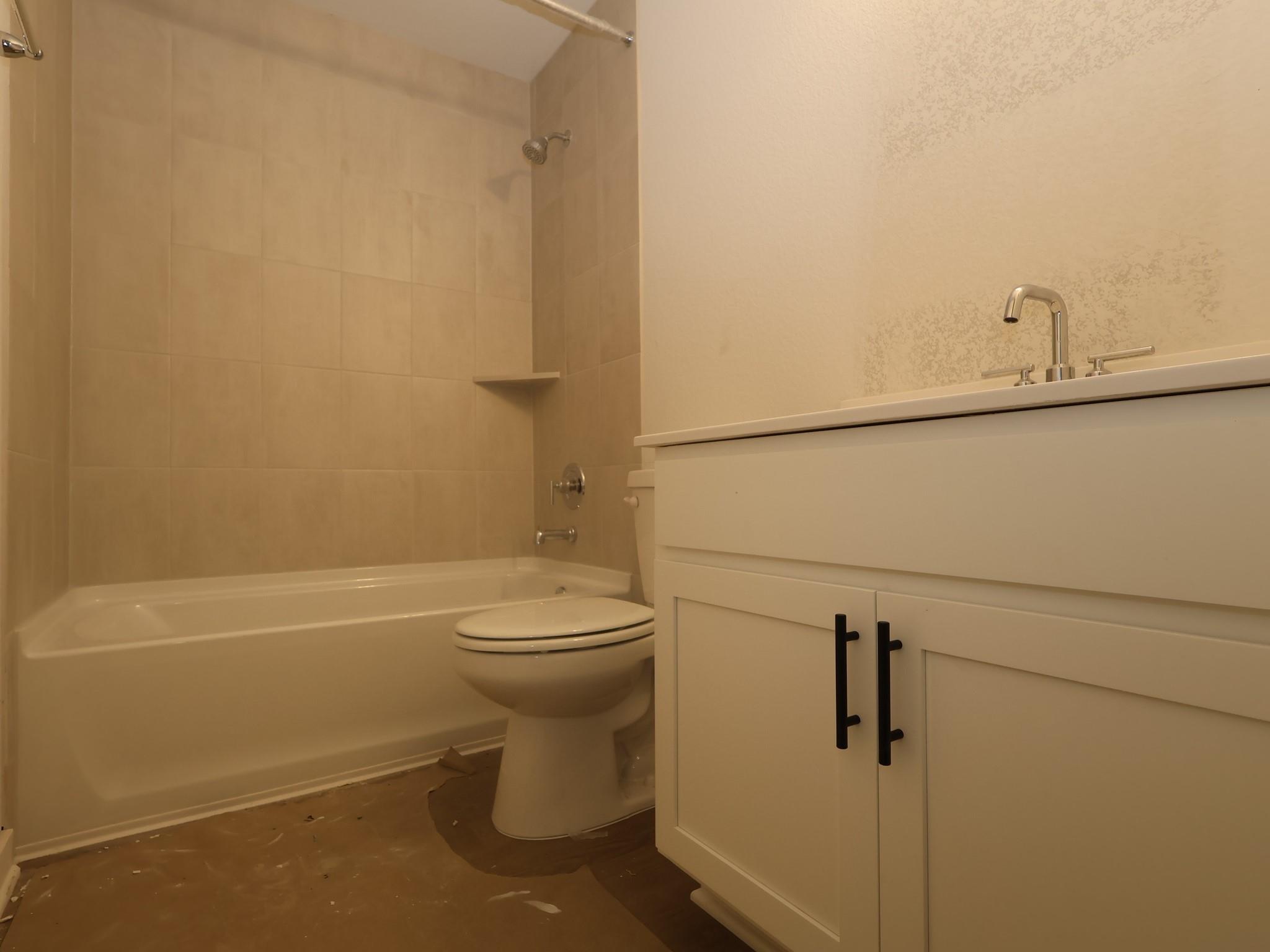 922 Garden Path Drive, Willis Tx 77378 Property Photo 13