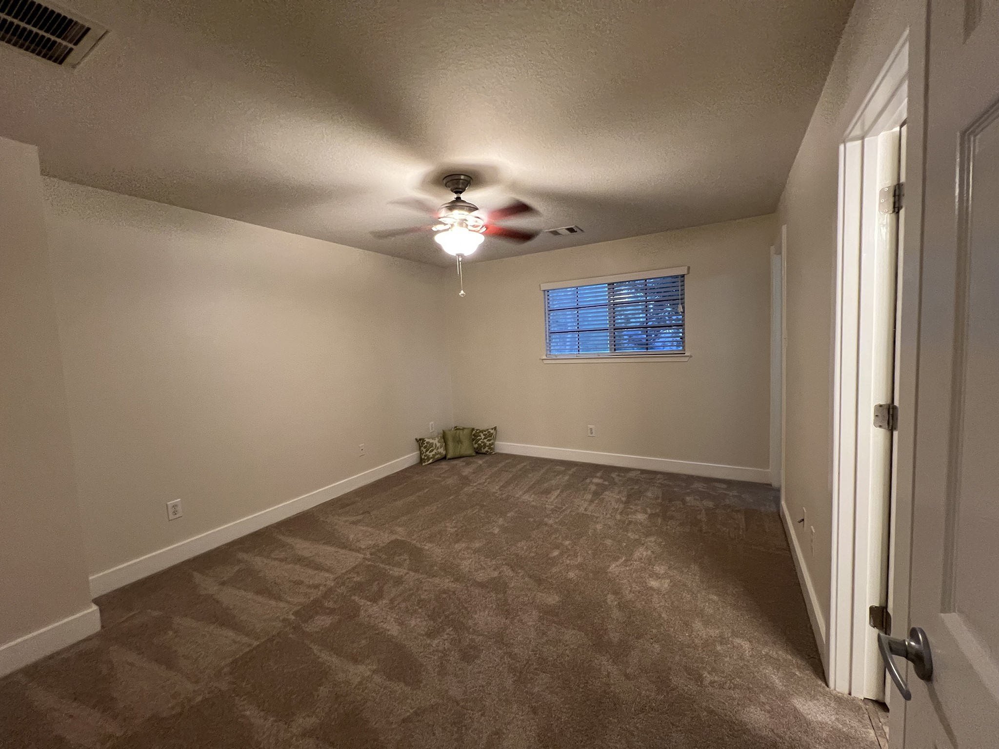 26877 Haileys Manor Property Photo 17