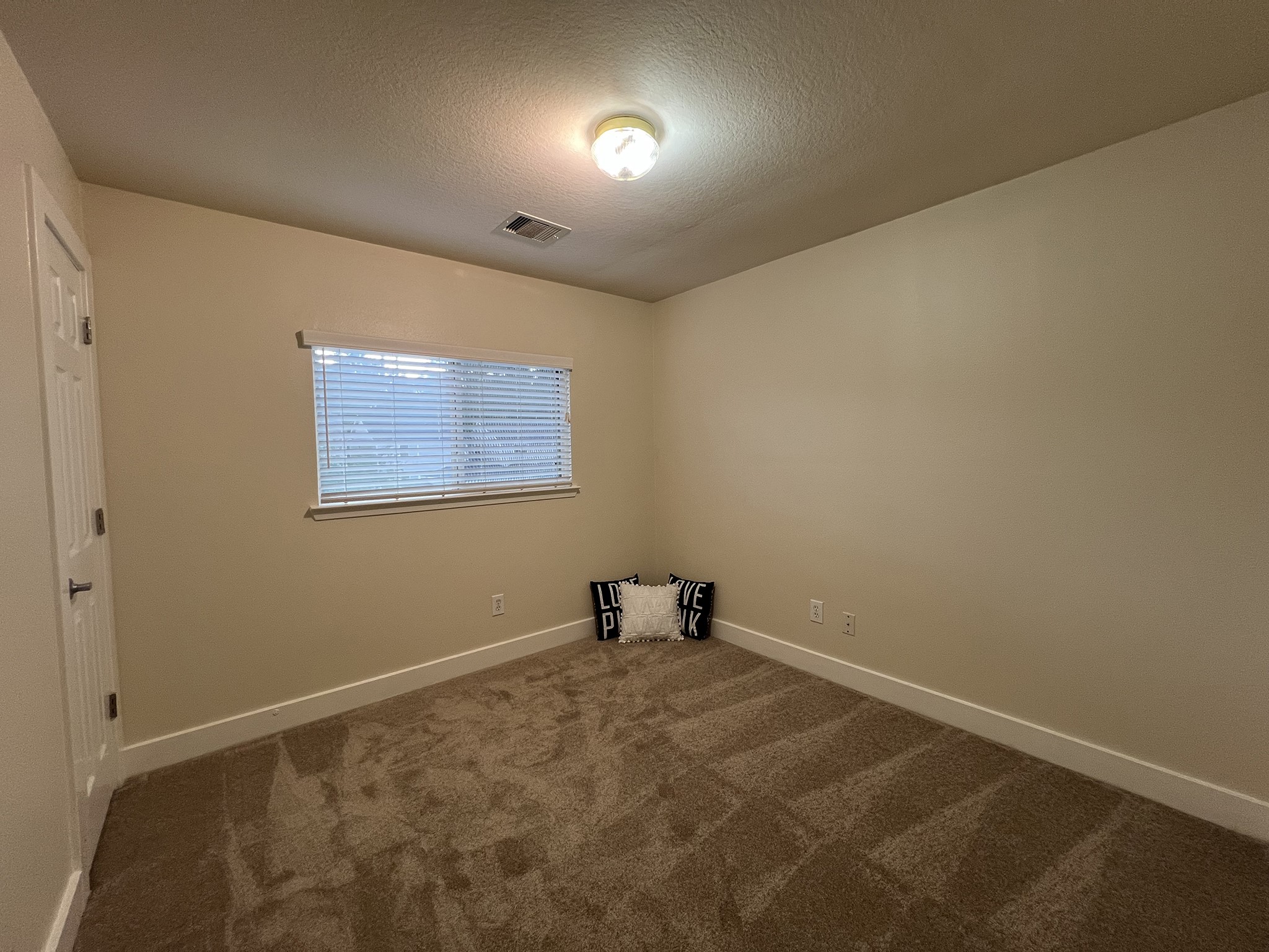 26877 Haileys Manor Property Photo 21