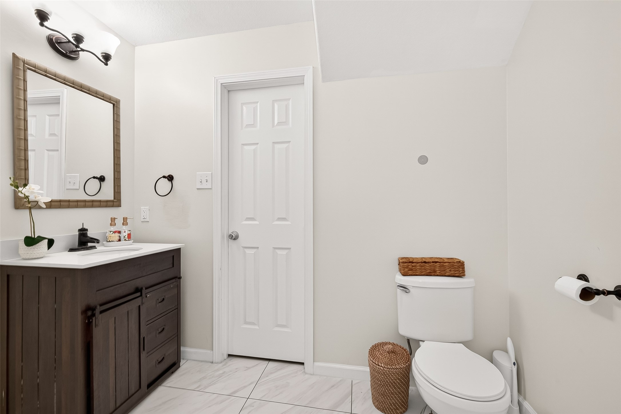 9909 Kingfisher Drive Property Photo 13
