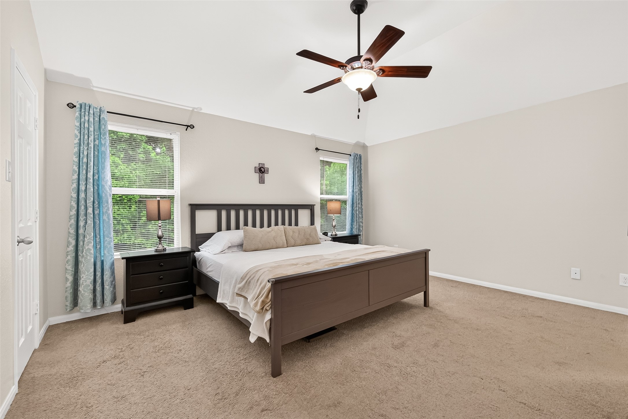 9909 Kingfisher Drive Property Photo 14