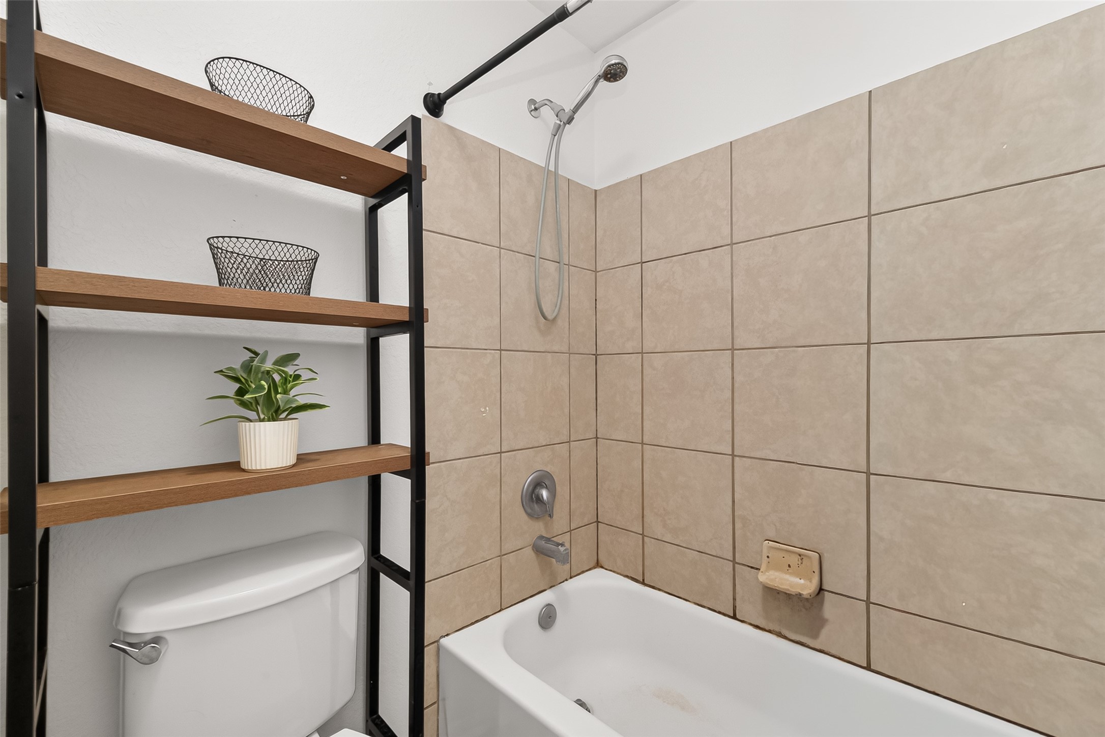 9909 Kingfisher Drive Property Photo 21