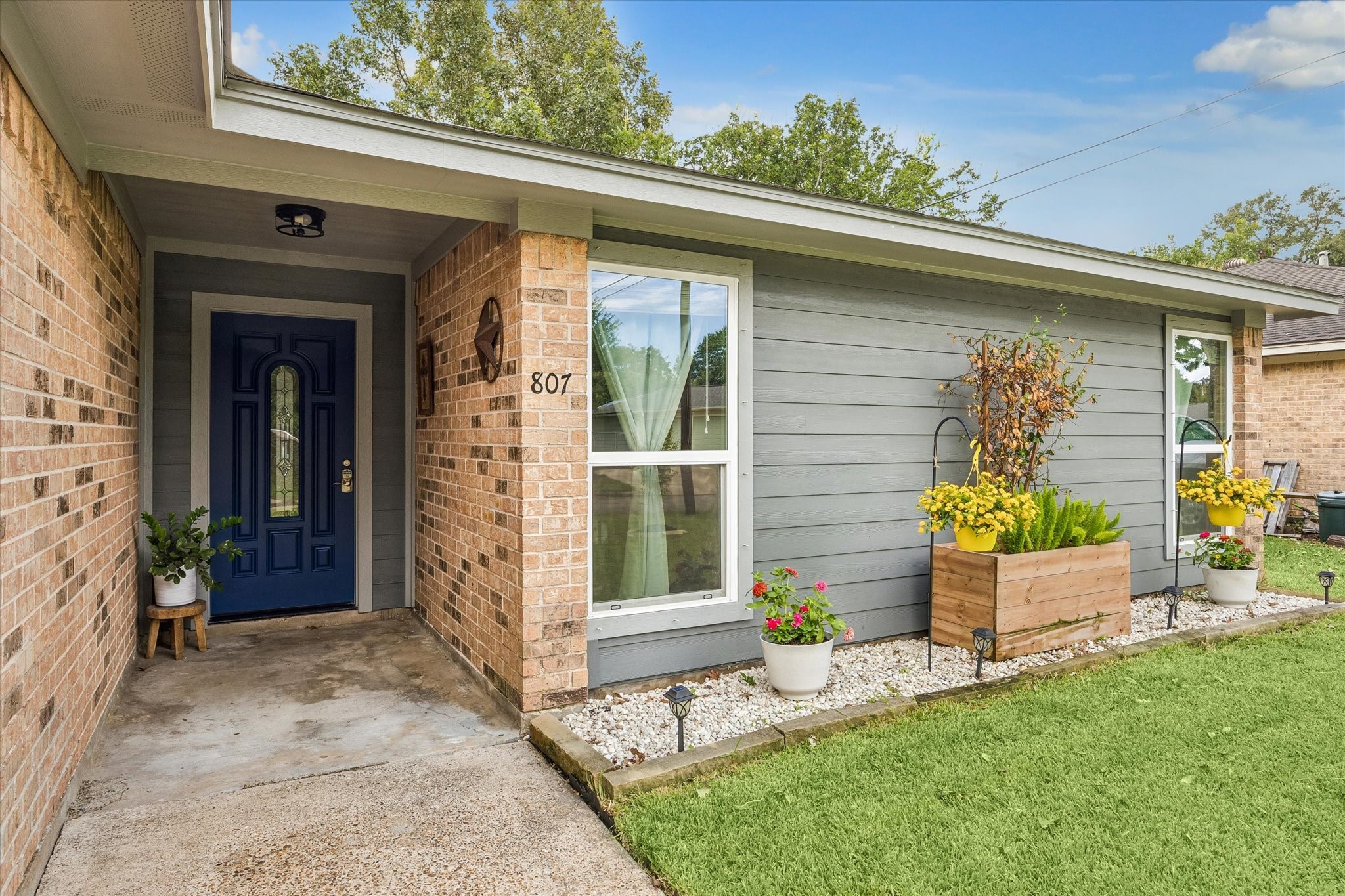 807 W Galveston Street Property Photo 6