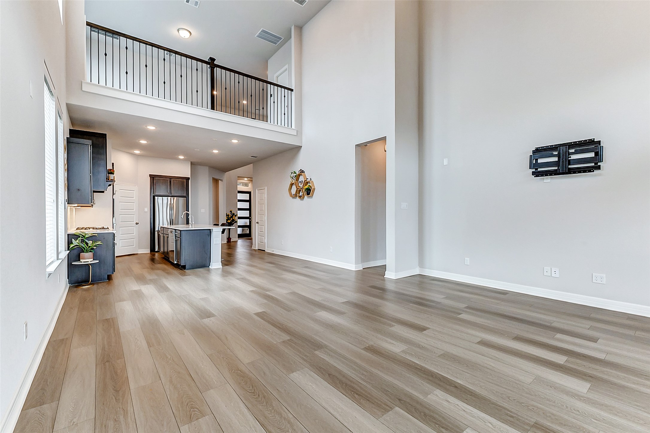 9414 Pilares Ridge Drive Property Photo 14