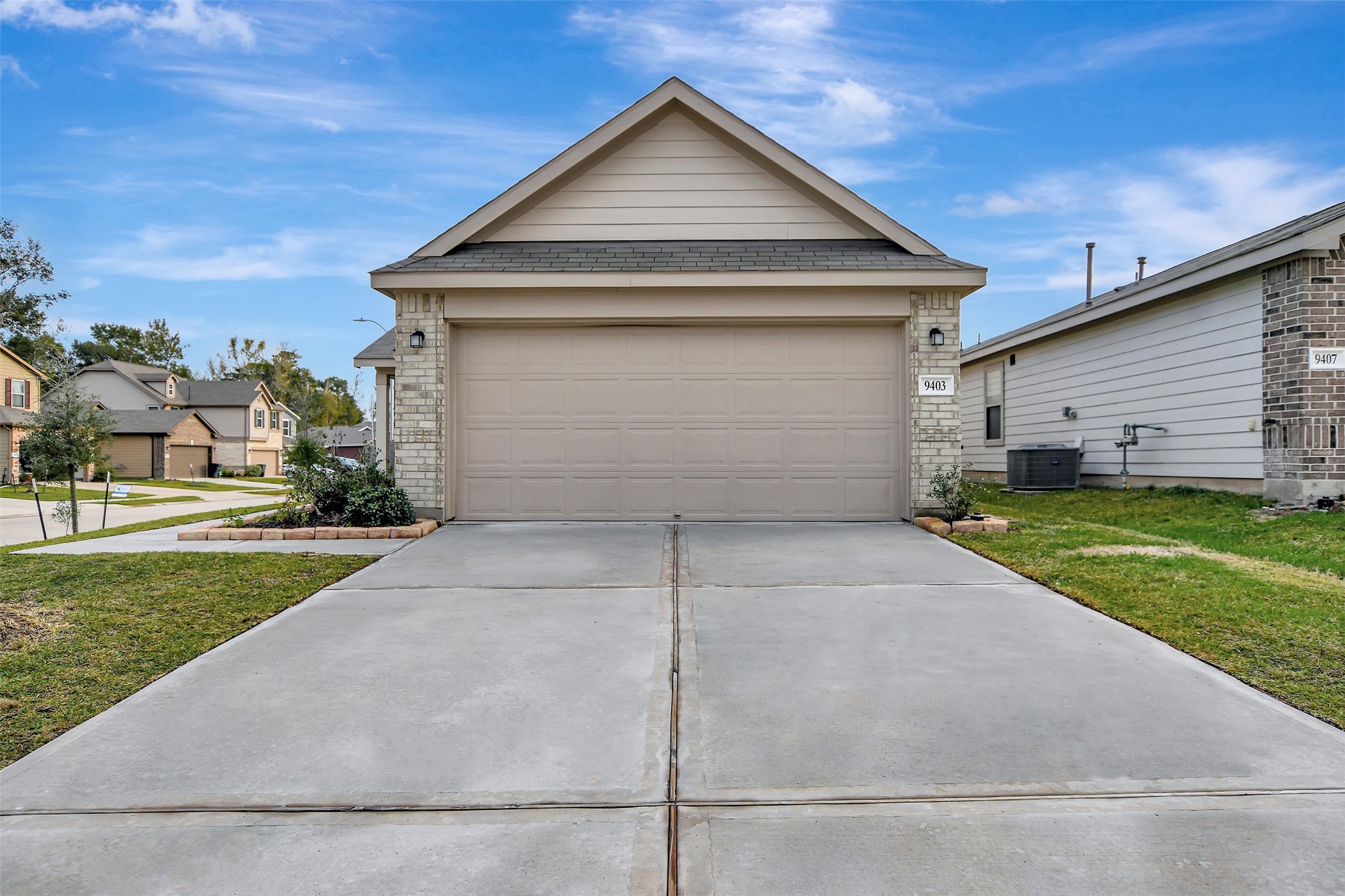 9403 Castillo Court Property Photo 3