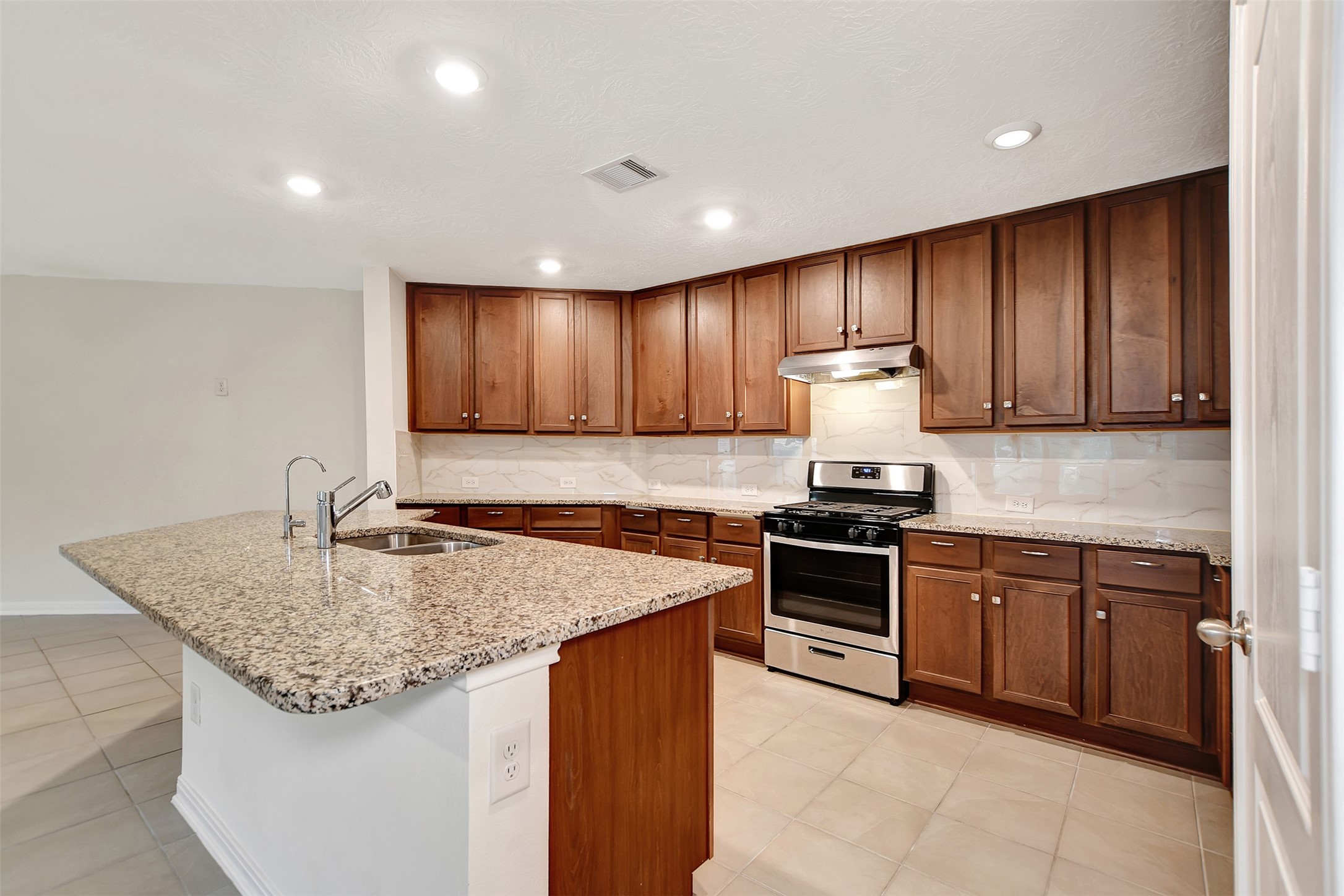 9403 Castillo Court Property Photo 14