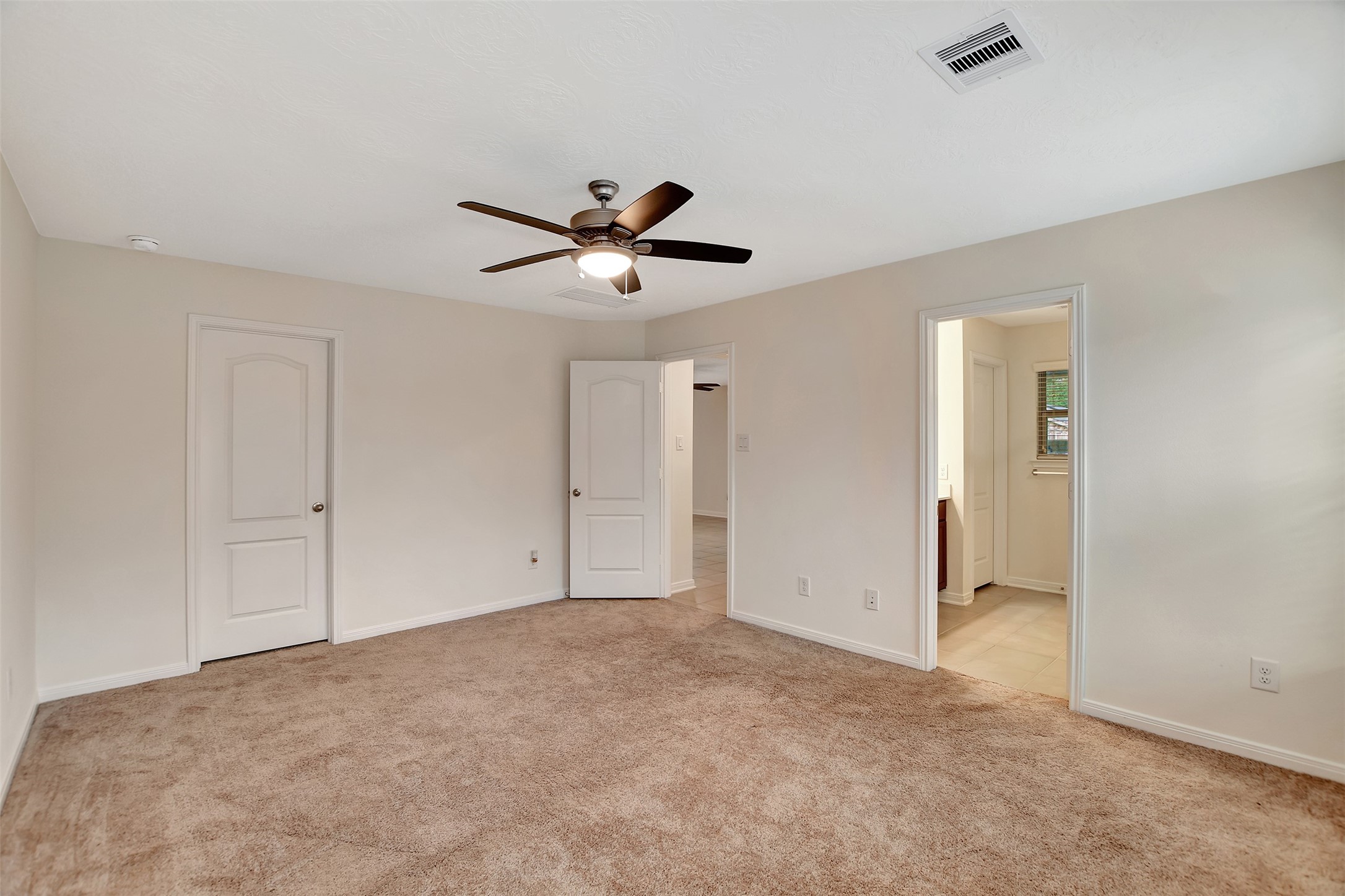9403 Castillo Court Property Photo 25