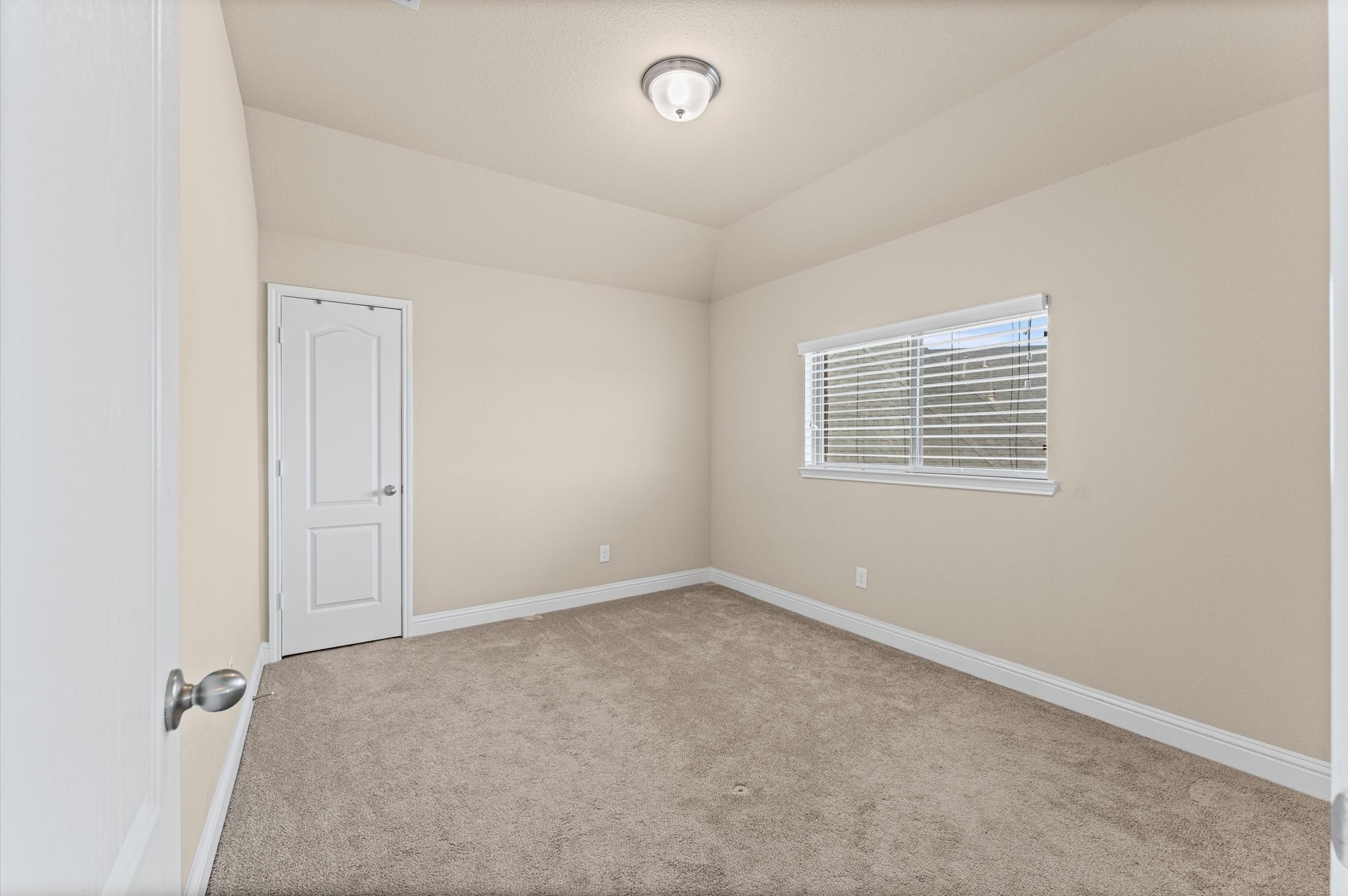 8407 Terrace Valley Circle Property Photo 28